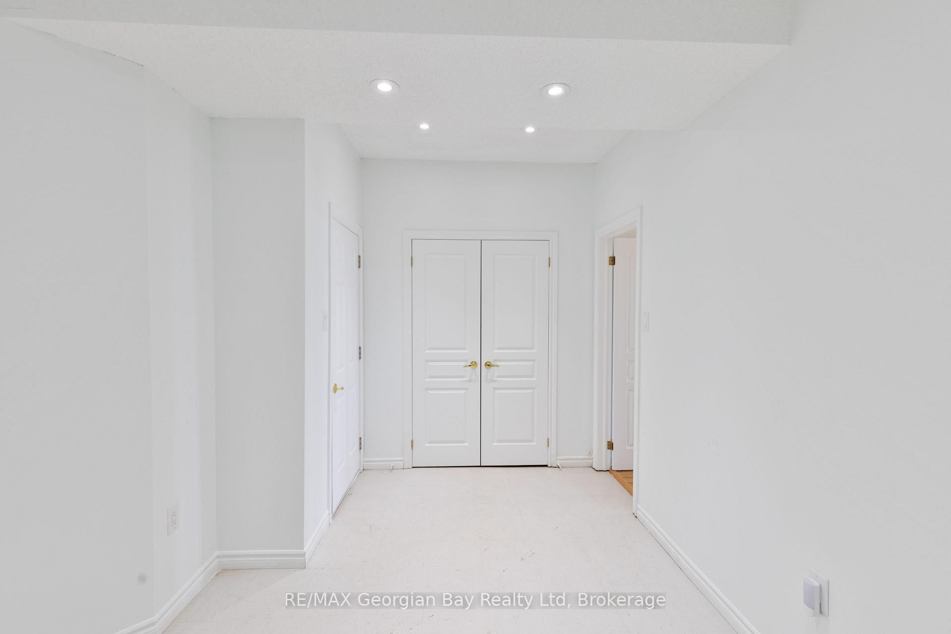 Photo 21 of 369 Aberdeen Boulevard, Midland — HOMEH