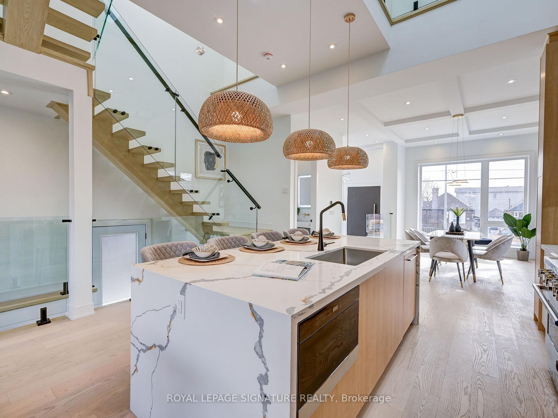 Photo 21 of 376 O'Connor Drive, Toronto, East York — HOMEH