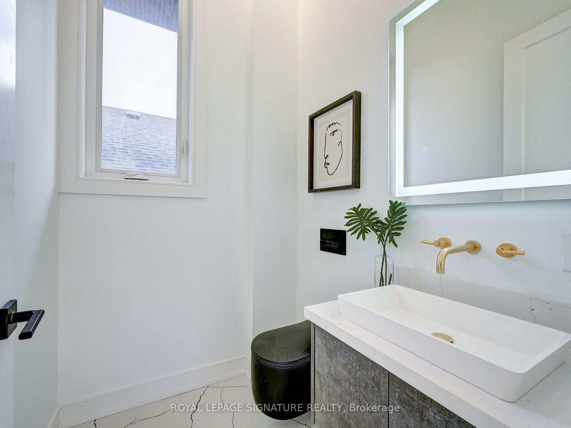 Photo 40 of 376 O'Connor Drive, Toronto, East York — HOMEH
