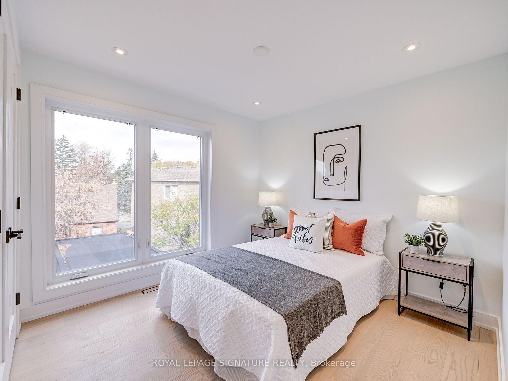 Photo 32 of 376 O'Connor Drive, Toronto, East York — HOMEH