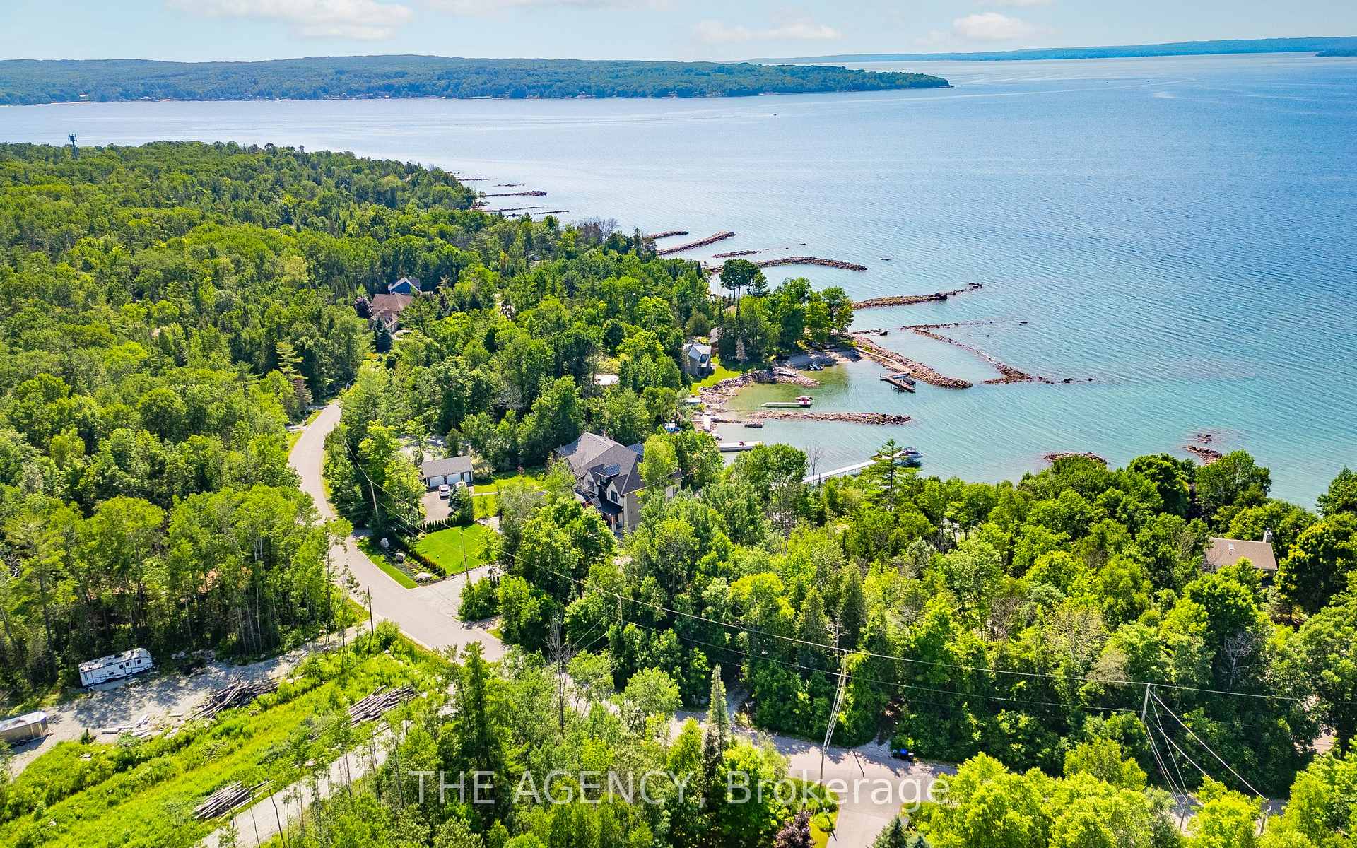 Photo 11 of 466 Silver Birch Drive, Tiny, Rural Tiny — HOMEH