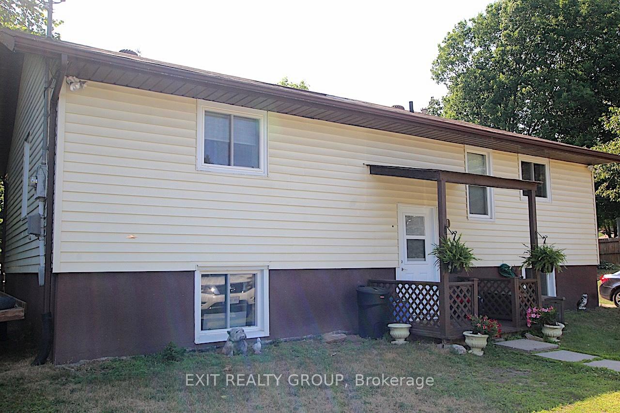 Photo 4 of 80 Rollins Street, Madoc — HOMEH