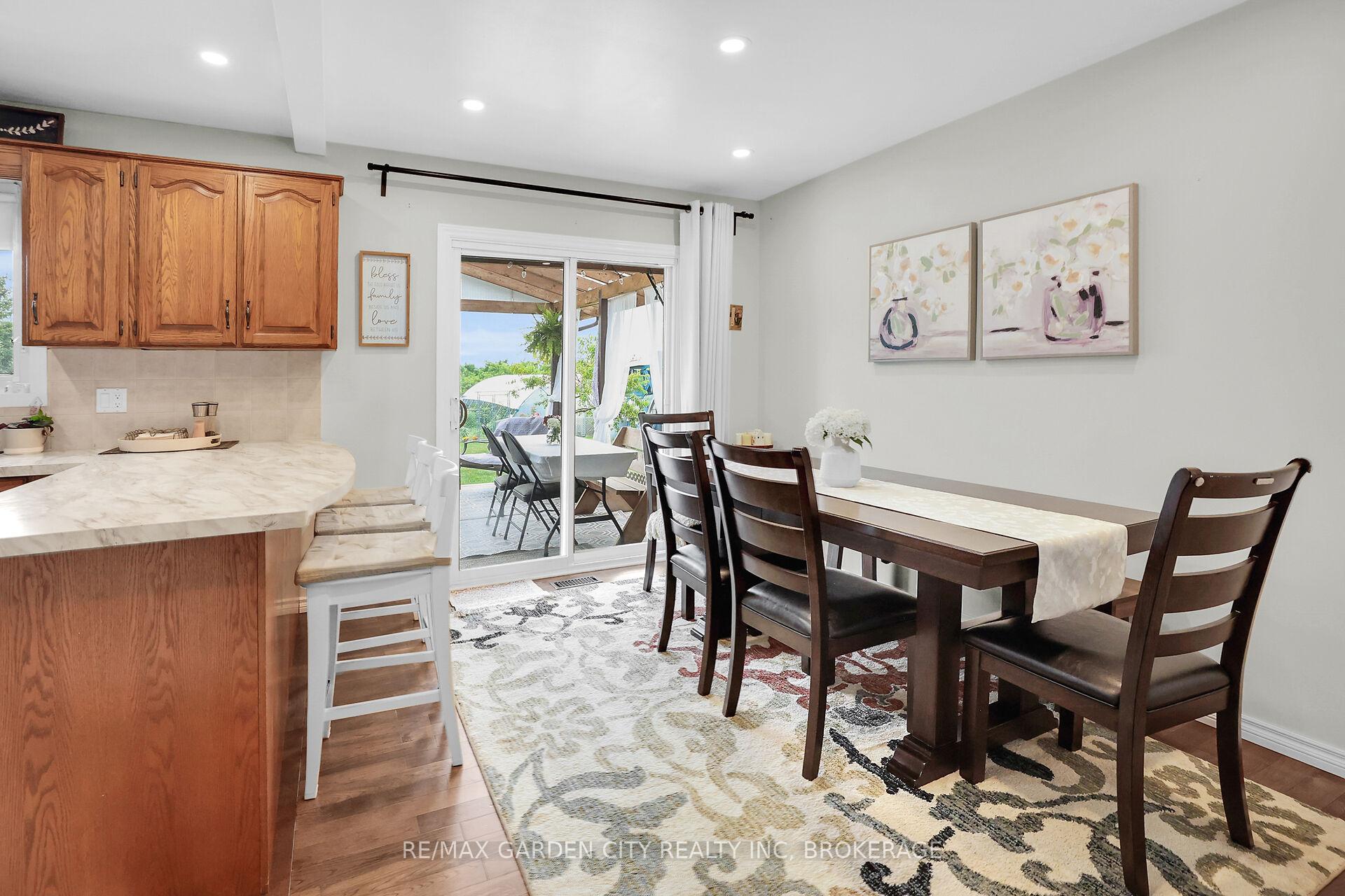 Photo 8 of 4399 Fifteenth Street, Lincoln, Lincoln-Jordan/Vineland — HOMEH