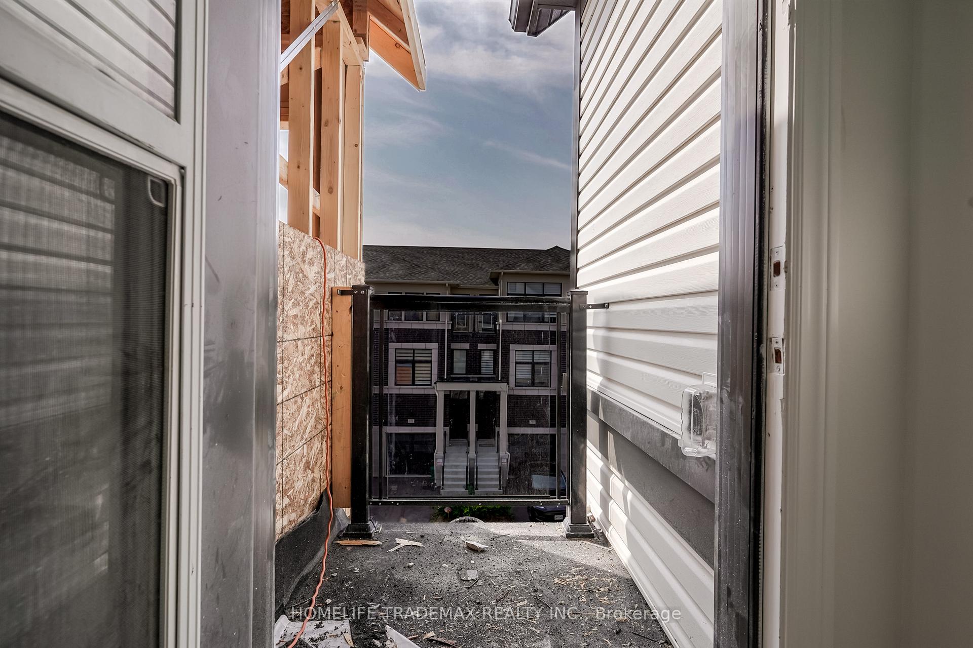 Photo 18 of 770 Eddystone Path, Oshawa, Donevan — HOMEH