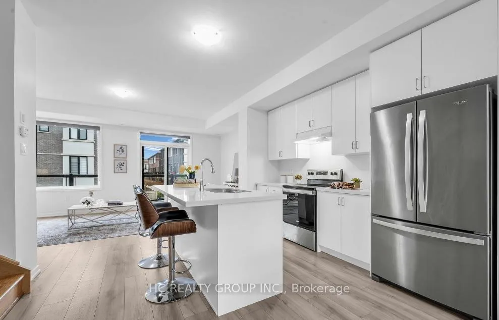 Photo 6 of 97 Crimson Forest Drive, Vaughan, Patterson — HOMEH