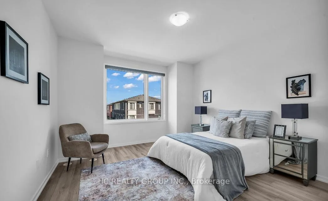 Photo 14 of 97 Crimson Forest Drive, Vaughan, Patterson — HOMEH