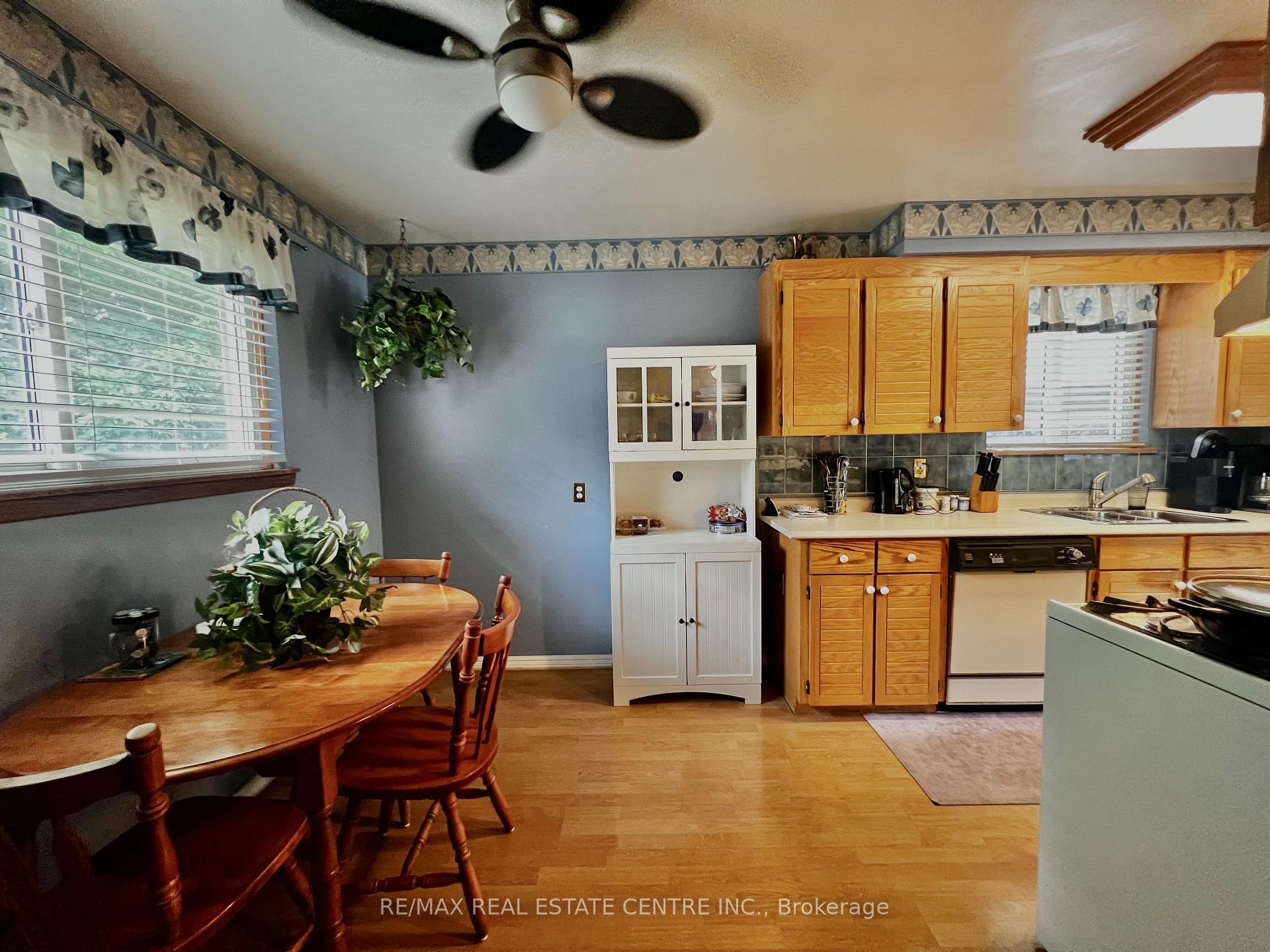 Photo 2 of 330 Simon Street, Shelburne — HOMEH