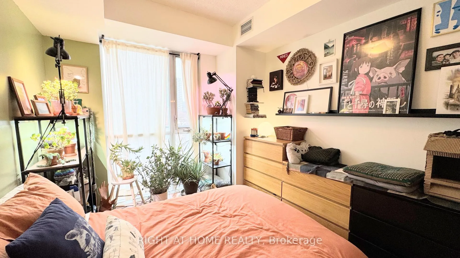 Photo 7 of Unit 710, 1 Cole Street, Toronto, Moss Park — HOMEH