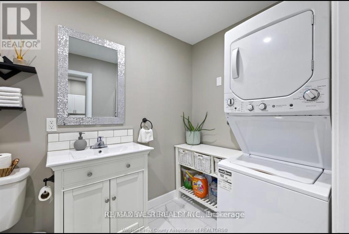 Photo 2 of 919 Pierre Avenue, Windsor — HOMEH