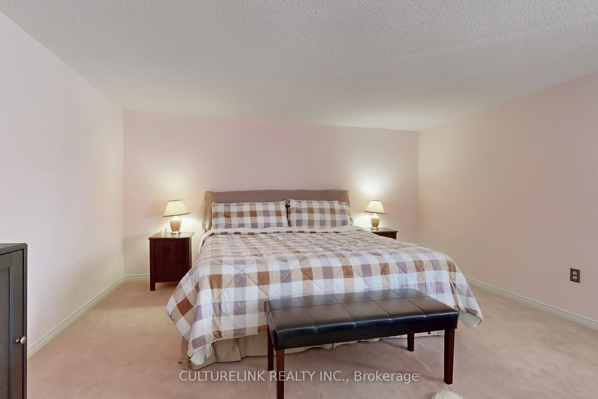 Photo 15 of 94 Coledale Road, Markham, Unionville — HOMEH