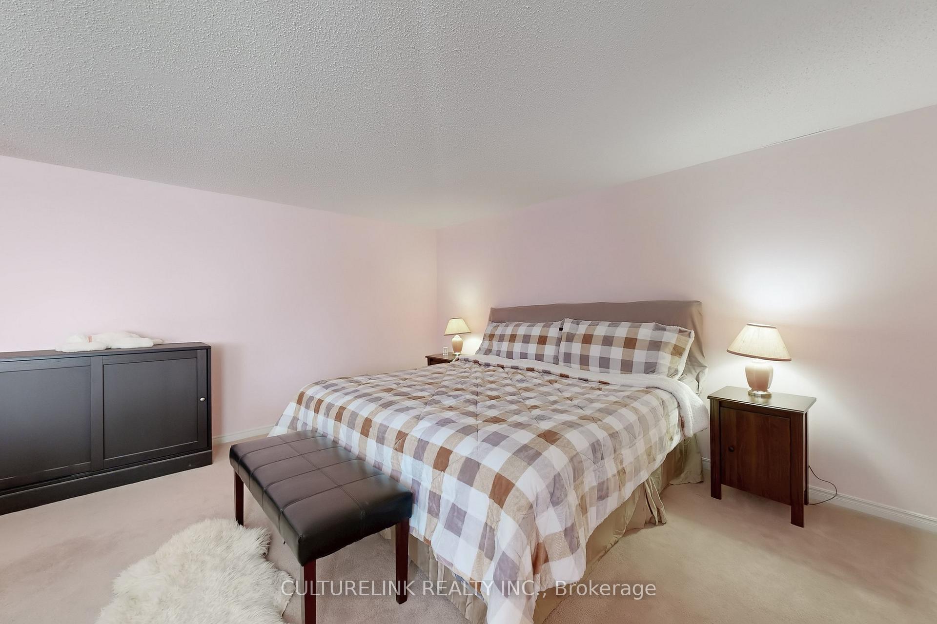 Photo 21 of 94 Coledale Road, Markham, Unionville — HOMEH