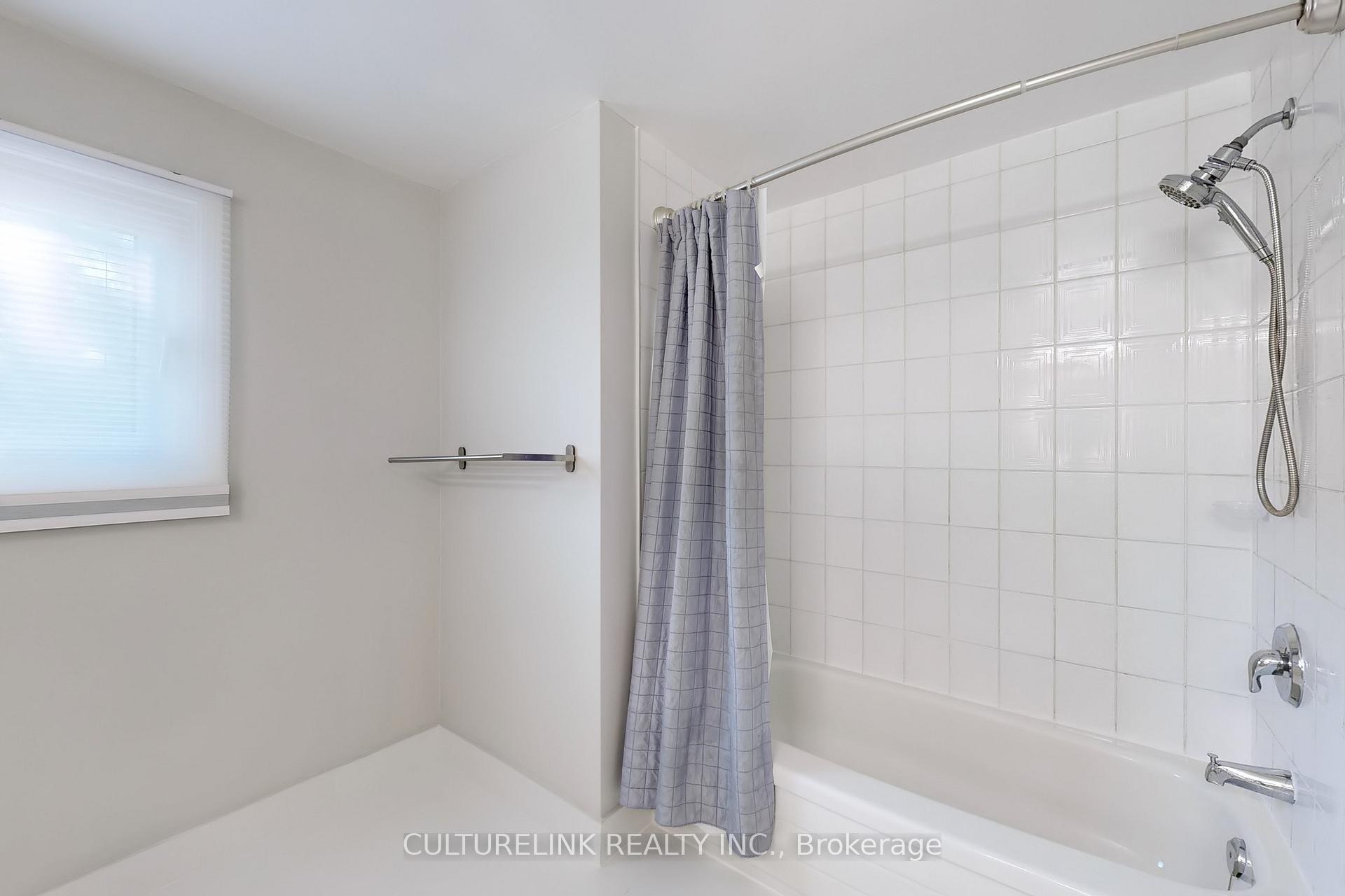 Photo 22 of 94 Coledale Road, Markham, Unionville — HOMEH