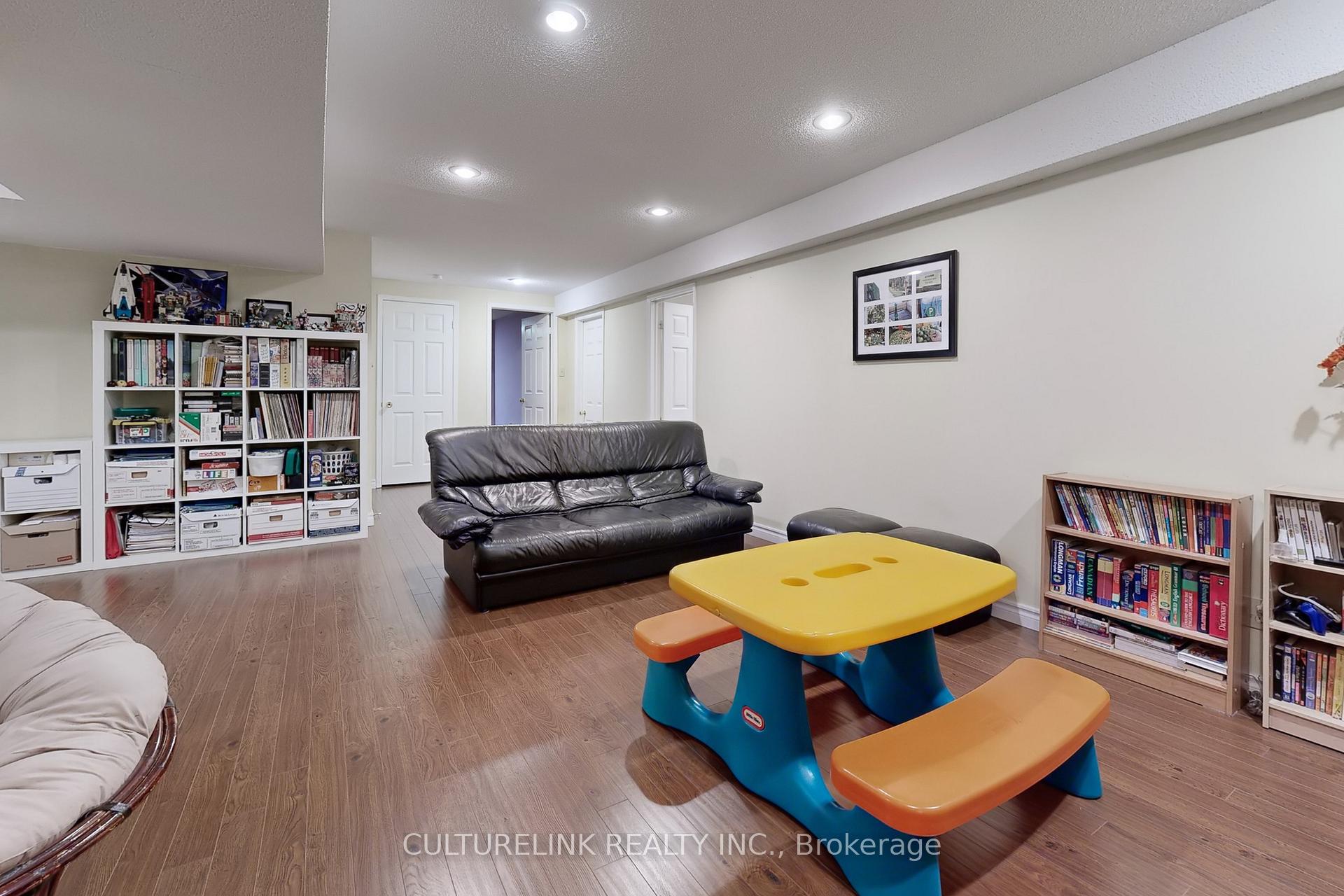 Photo 40 of 94 Coledale Road, Markham, Unionville — HOMEH