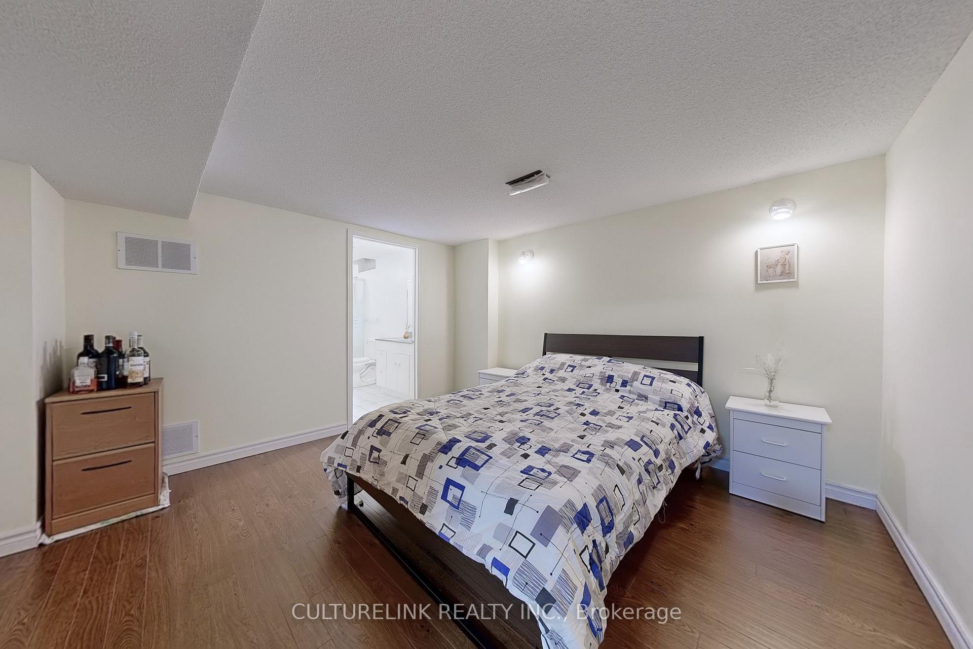 Photo 42 of 94 Coledale Road, Markham, Unionville — HOMEH