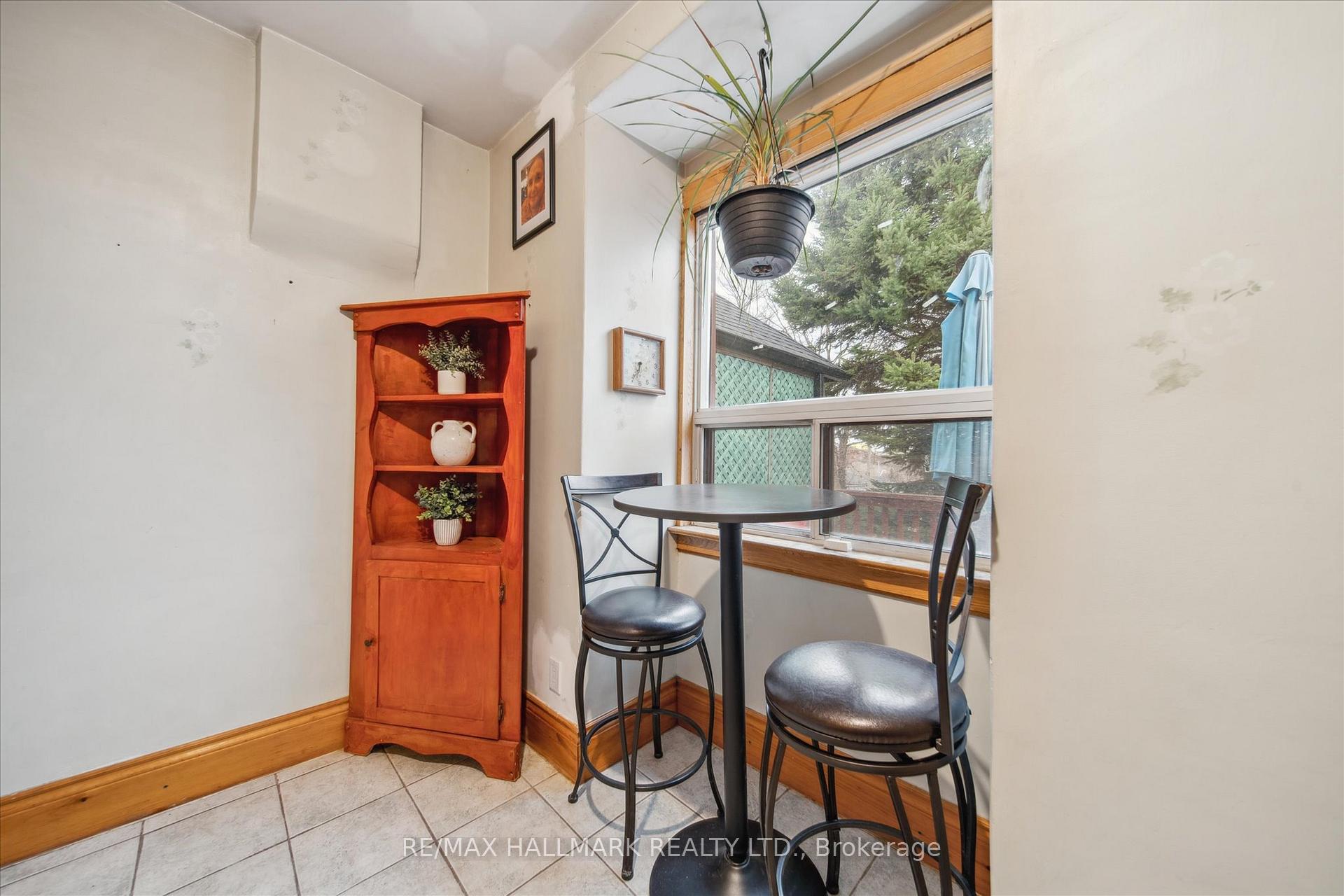 Photo 12 of 510 Northcliffe Boulevard, Toronto, Oakwood Village — HOMEH