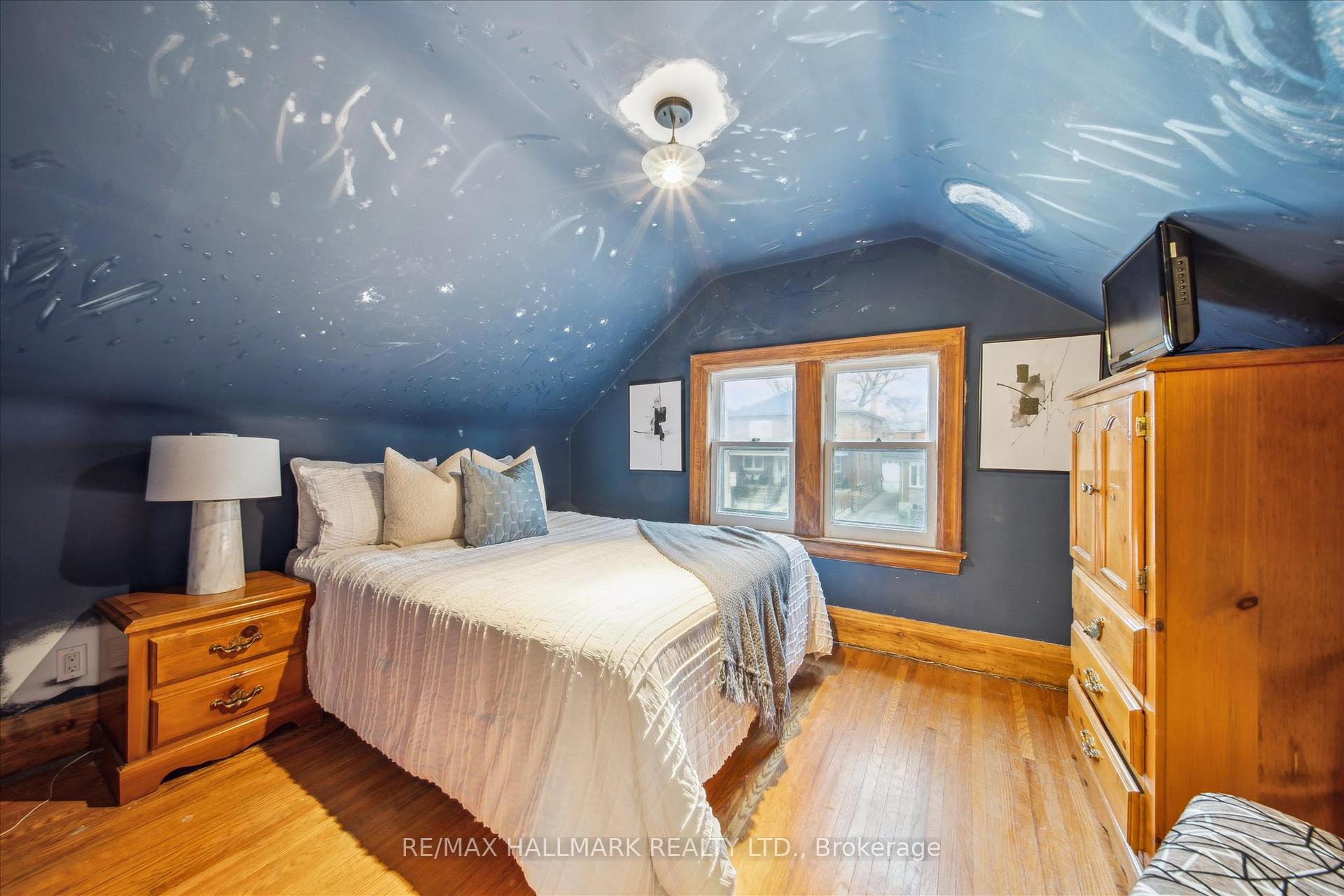 Photo 8 of 510 Northcliffe Boulevard, Toronto, Oakwood Village — HOMEH