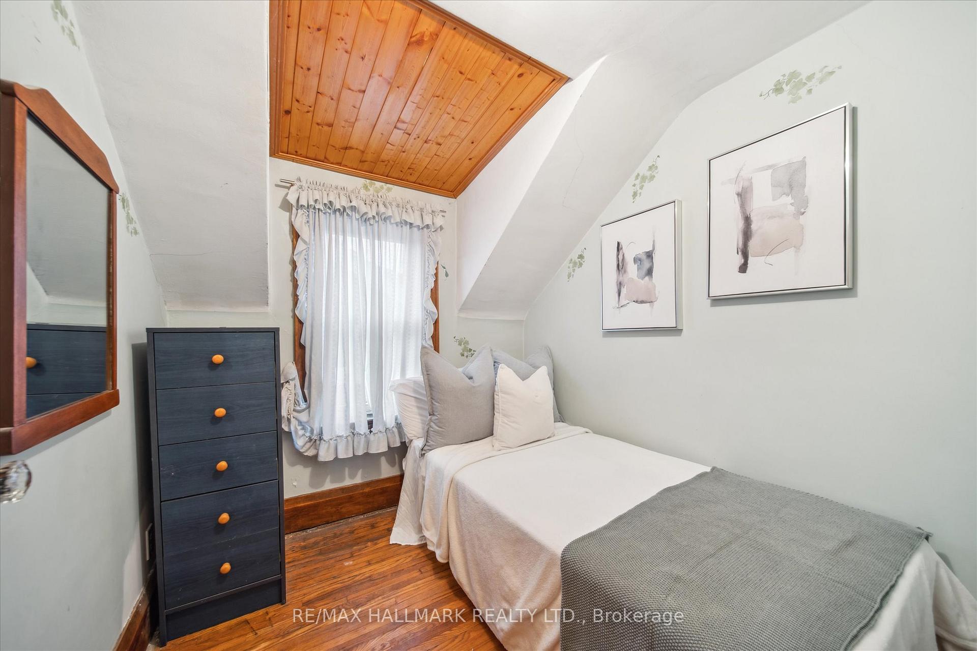 Photo 20 of 510 Northcliffe Boulevard, Toronto, Oakwood Village — HOMEH