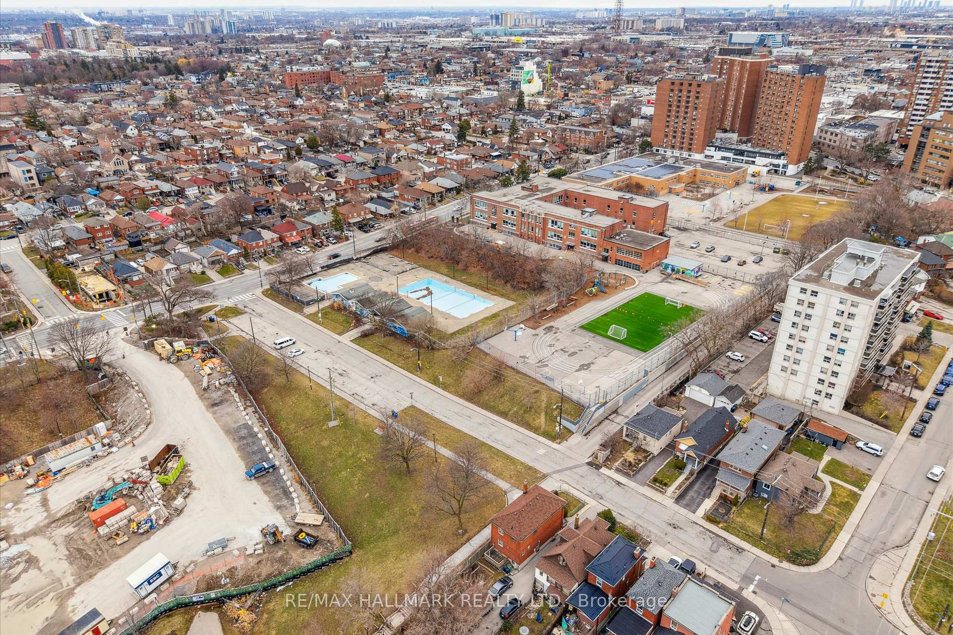 Photo 42 of 510 Northcliffe Boulevard, Toronto, Oakwood Village — HOMEH