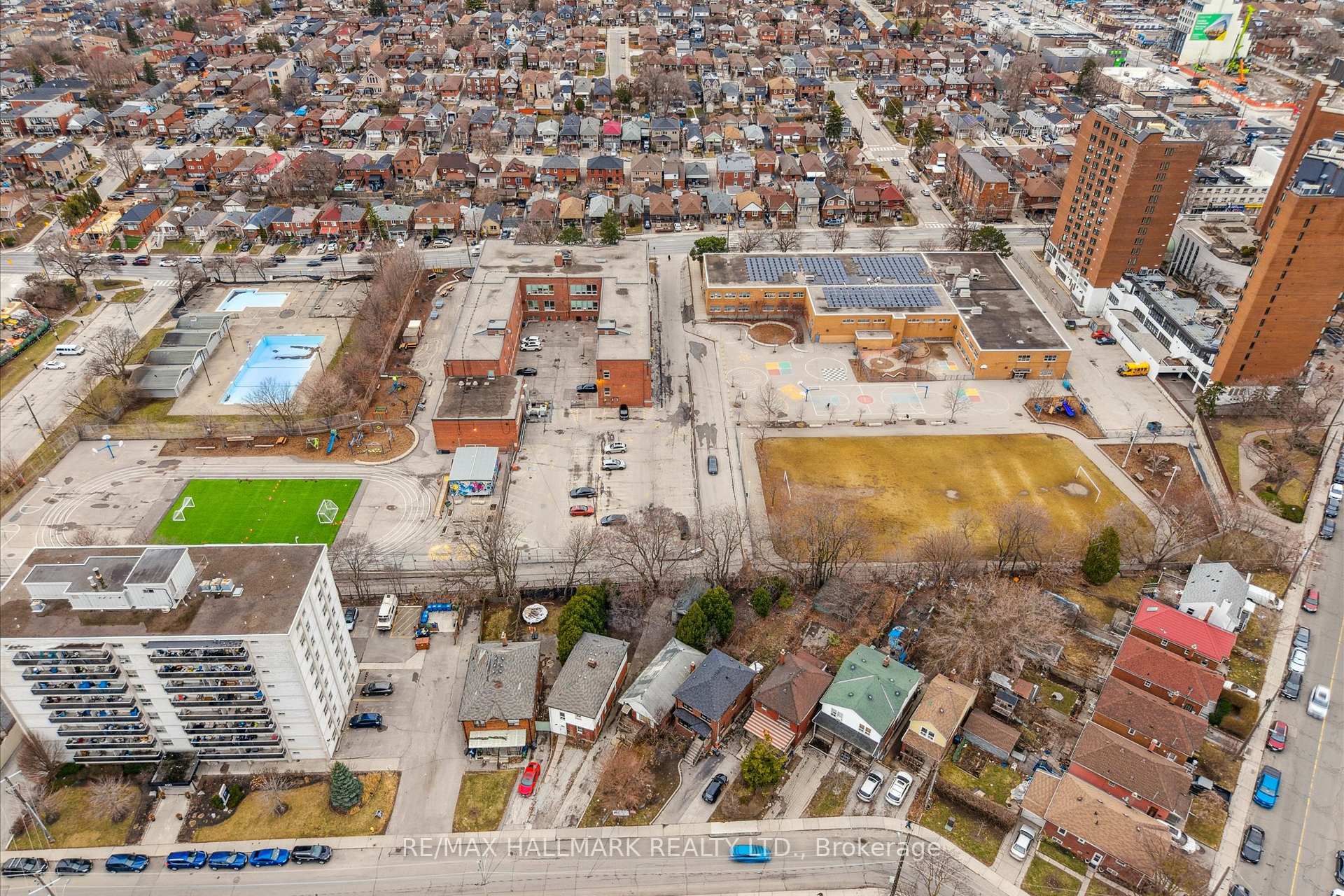 Photo 26 of 510 Northcliffe Boulevard, Toronto, Oakwood Village — HOMEH