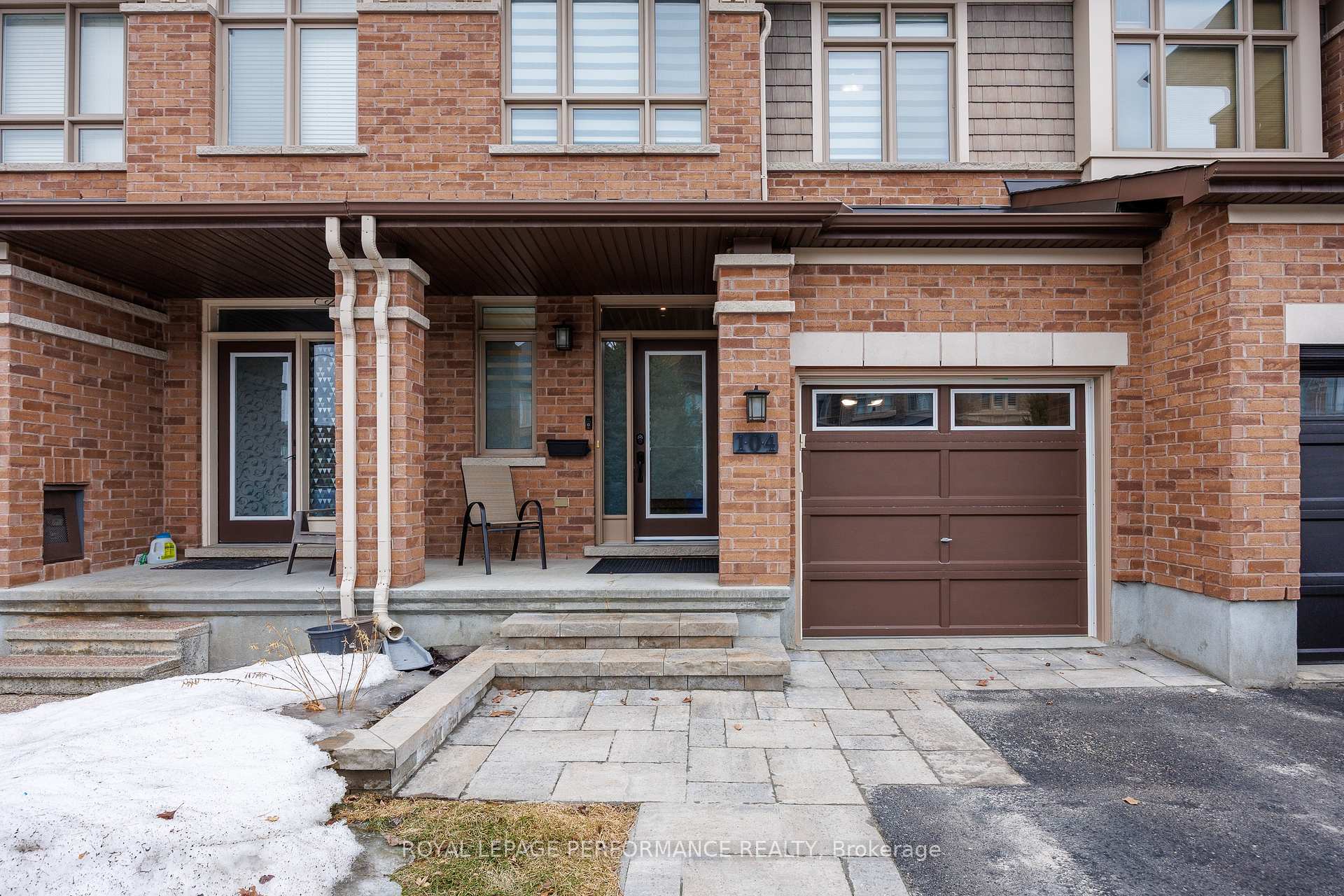 Photo 4 of 104 Popplewell Crescent, Ottawa, Barrhaven - Cedargrove/Fraserdale — HOMEH