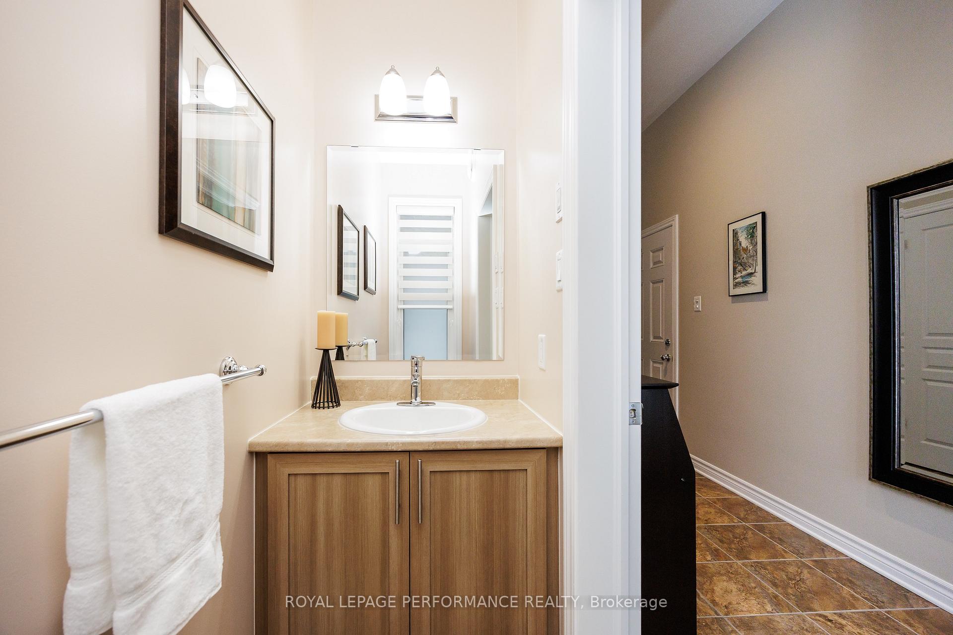 Photo 9 of 104 Popplewell Crescent, Ottawa, Barrhaven - Cedargrove/Fraserdale — HOMEH