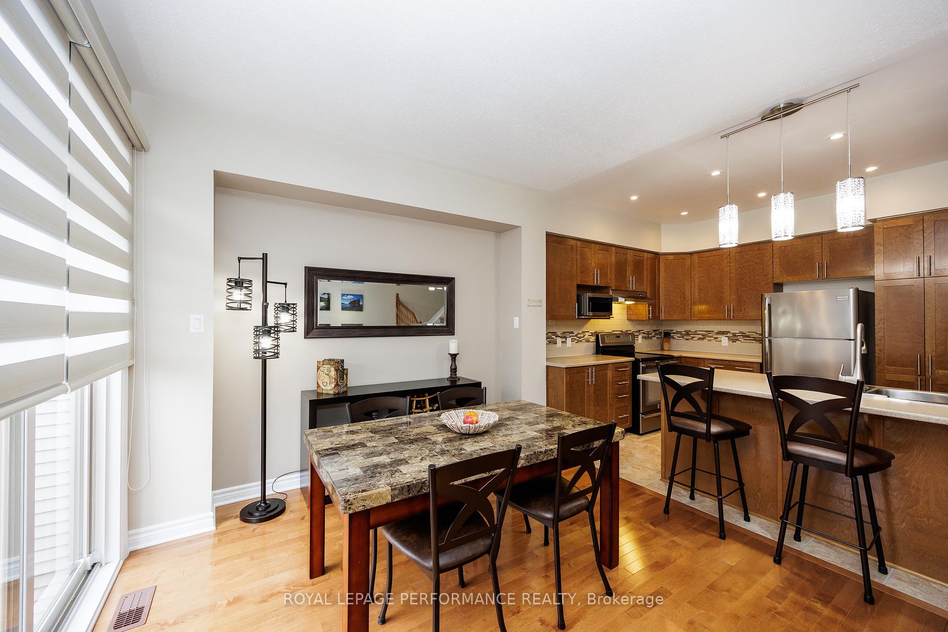 Photo 16 of 104 Popplewell Crescent, Ottawa, Barrhaven - Cedargrove/Fraserdale — HOMEH