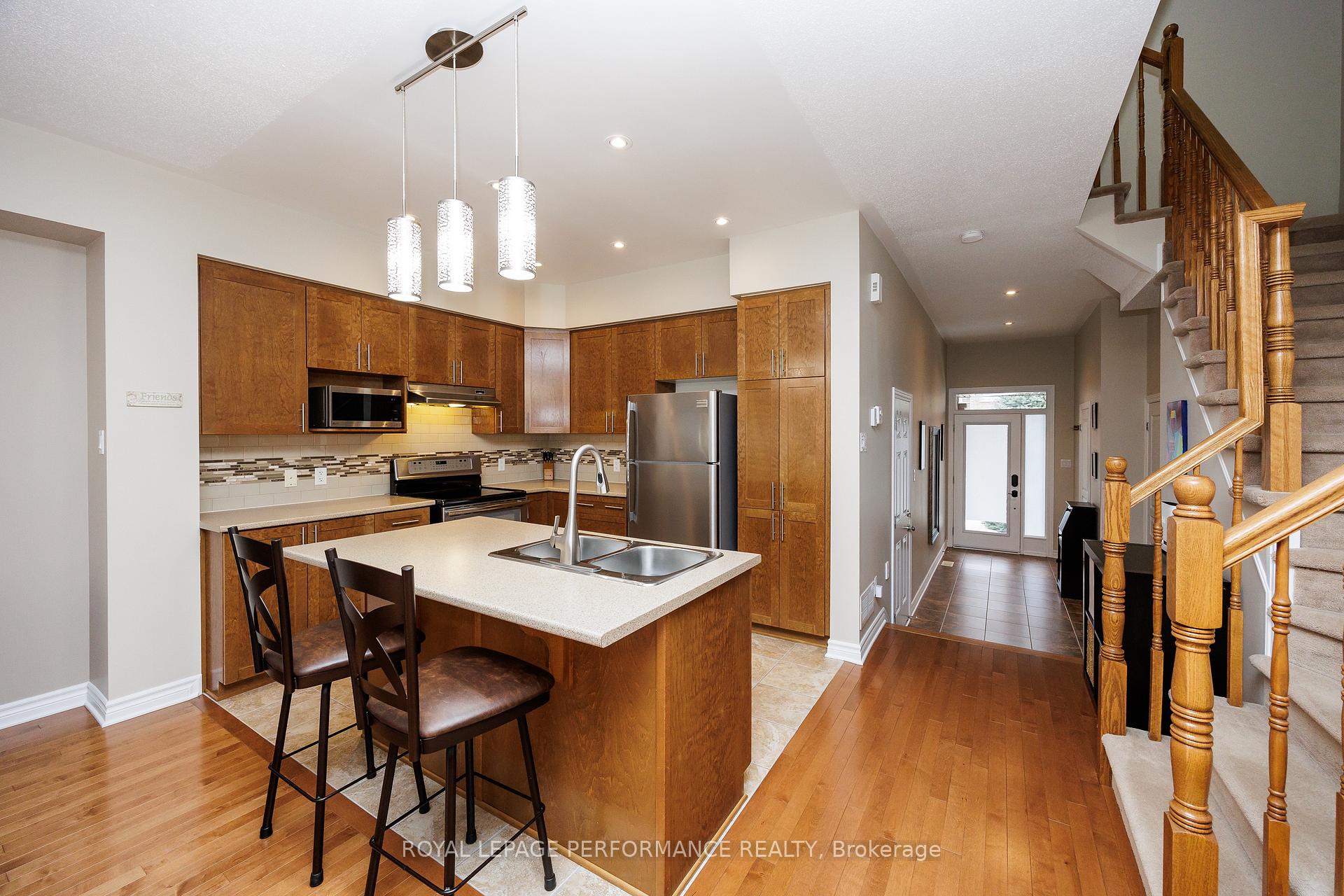 Photo 17 of 104 Popplewell Crescent, Ottawa, Barrhaven - Cedargrove/Fraserdale — HOMEH