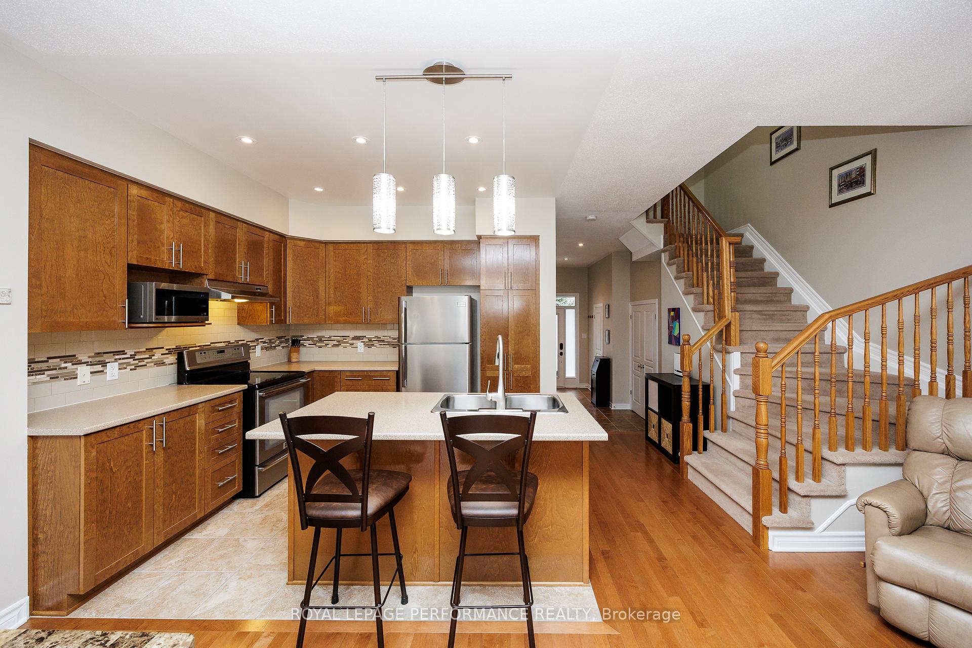 Photo 18 of 104 Popplewell Crescent, Ottawa, Barrhaven - Cedargrove/Fraserdale — HOMEH