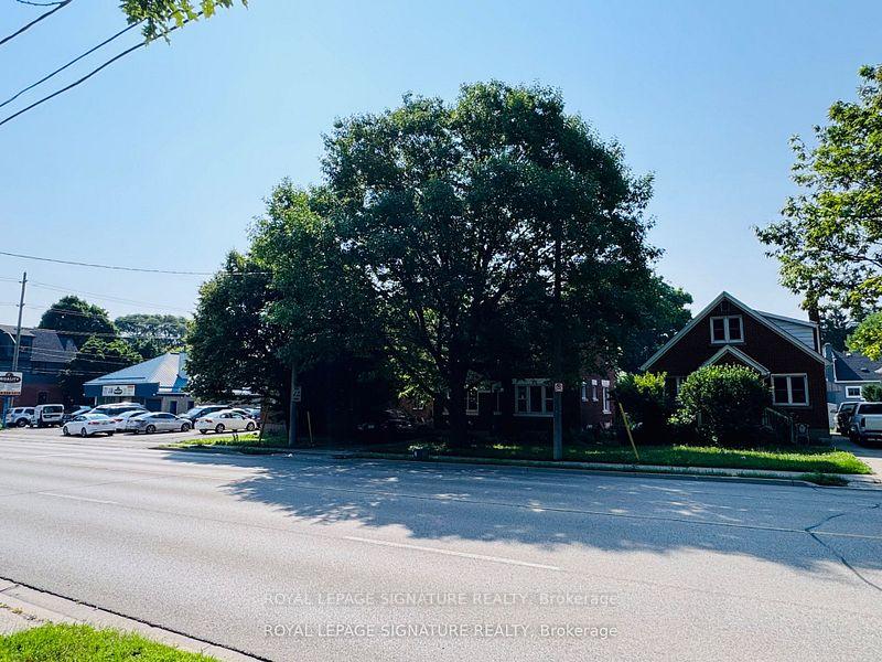 Photo 17 of 159-165 Erb Street W, Waterloo — HOMEH