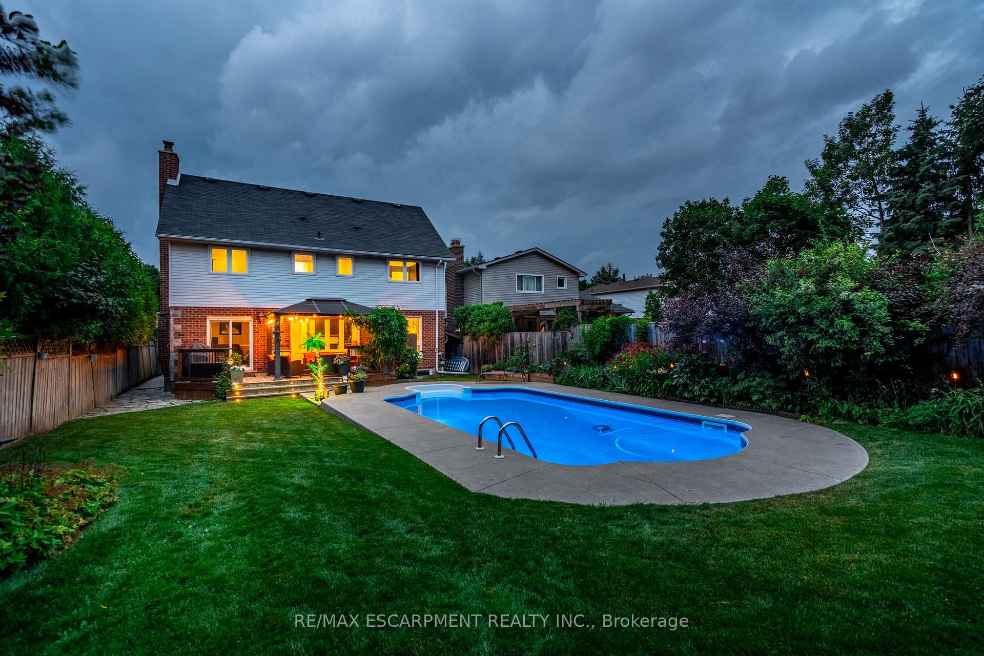 Photo 46 of 24 Vance Crescent, Hamilton, Waterdown — HOMEH