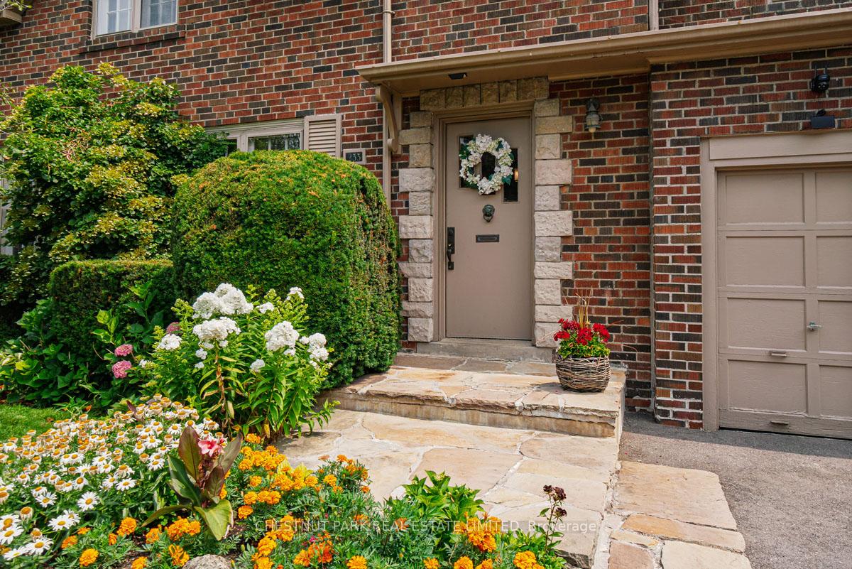 Photo 3 of 233 Yonge Boulevard, Toronto, Bedford Park-Nortown — HOMEH