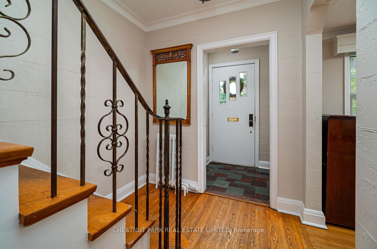 Photo 4 of 233 Yonge Boulevard, Toronto, Bedford Park-Nortown — HOMEH