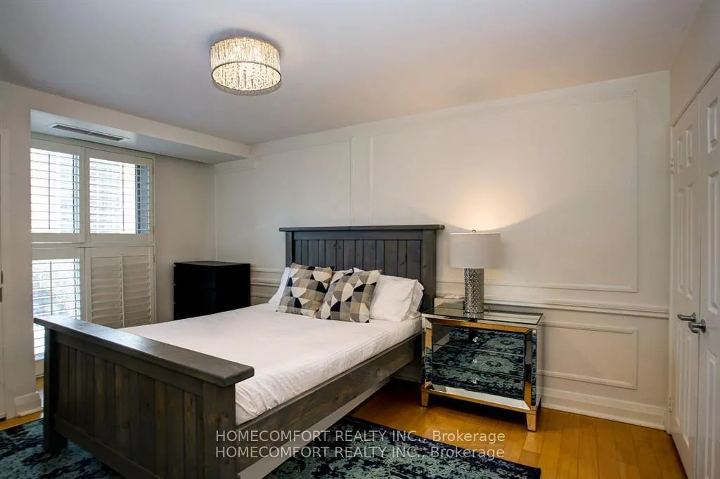 Photo 4 of Unit 701, 8 Wellesley Street E, Toronto, Church-Yonge Corridor — HOMEH
