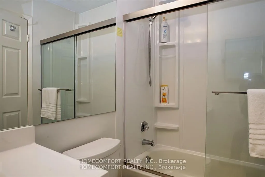 Photo 7 of Unit 701, 8 Wellesley Street E, Toronto, Church-Yonge Corridor — HOMEH