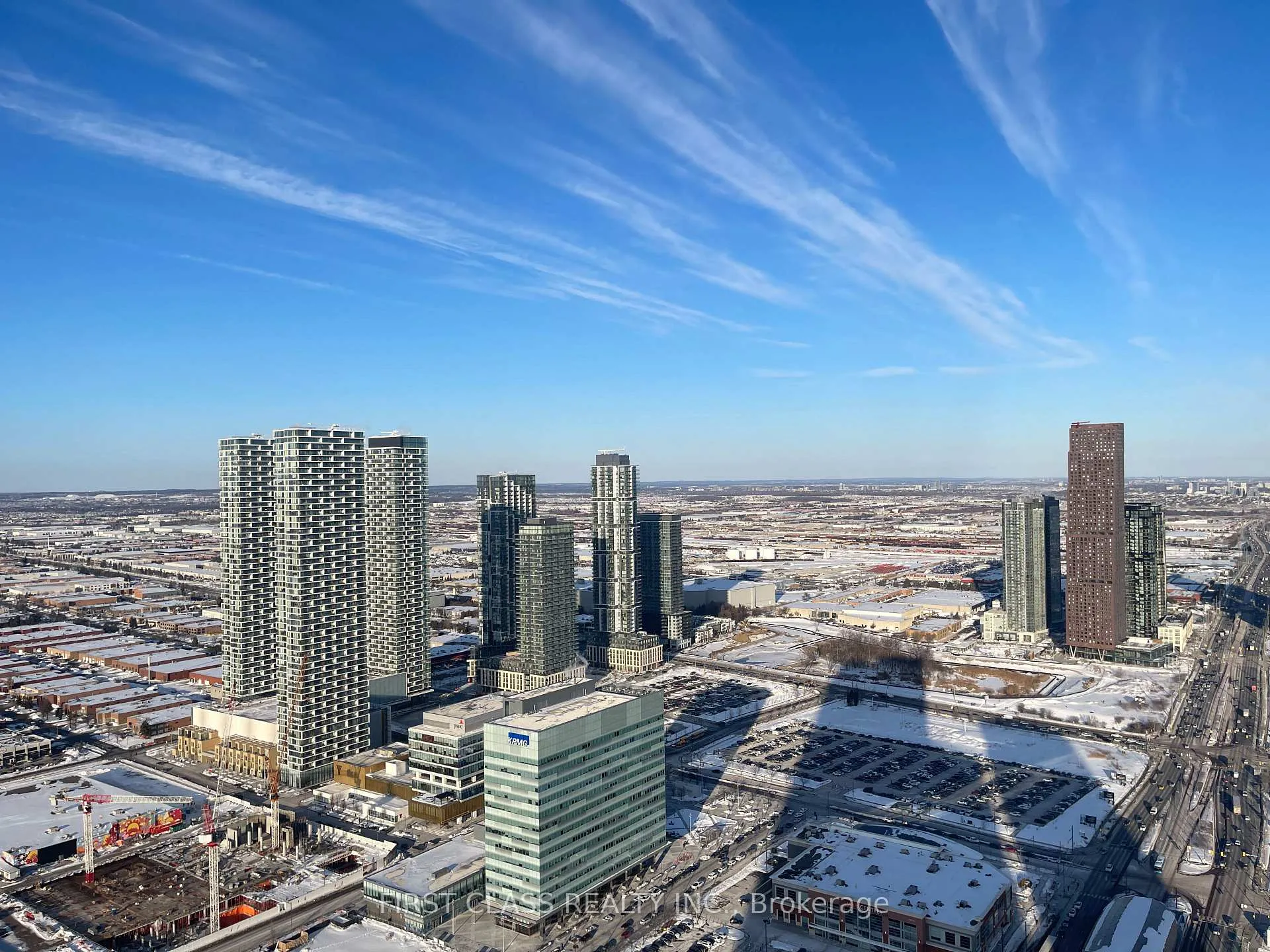 Photo 4 of Unit 5607, 8 Interchange Way, Vaughan, Vaughan Corporate Centre — HOMEH