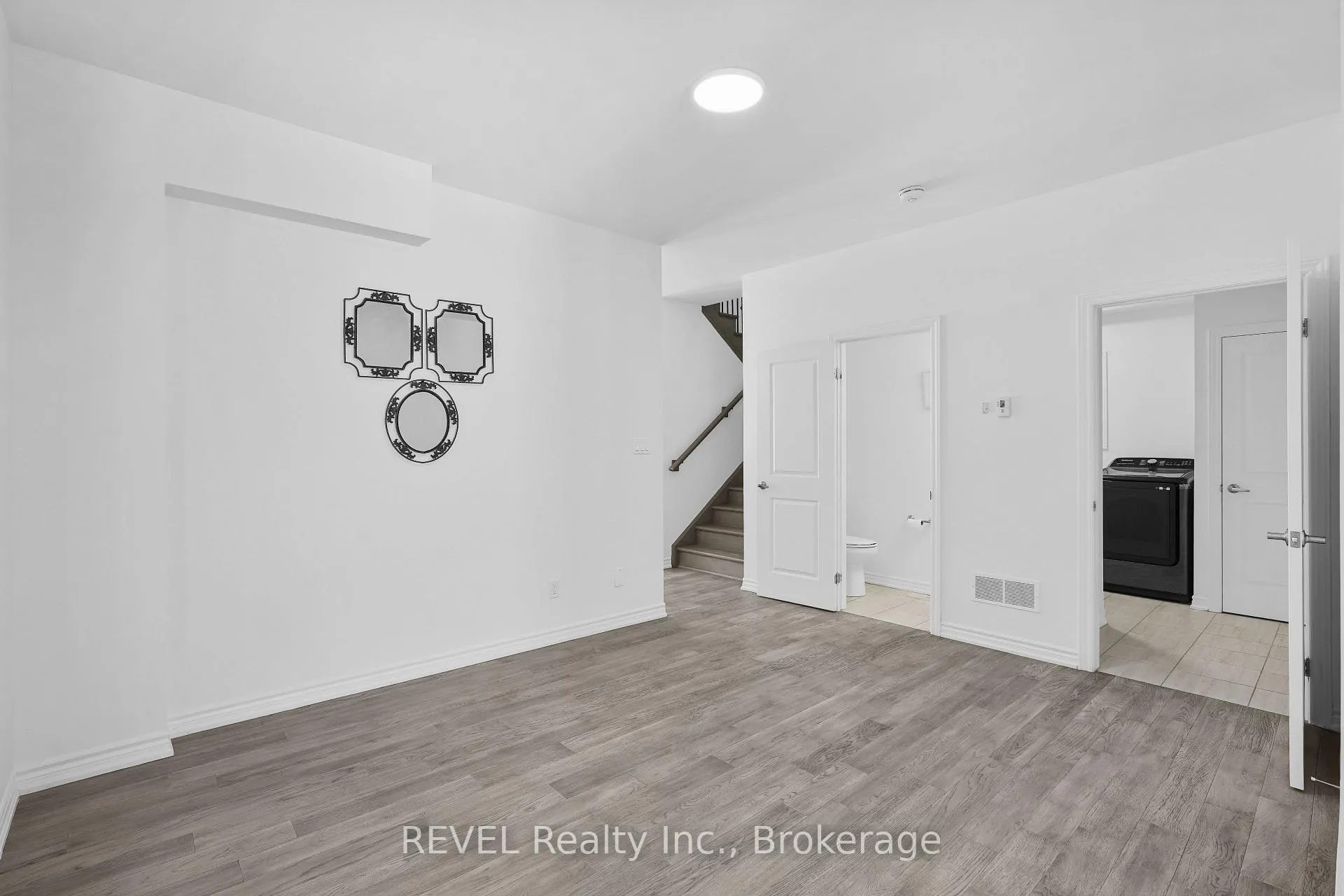 Photo 4 of 32 Hildred Street, Welland, Lincoln/Crowland — HOMEH