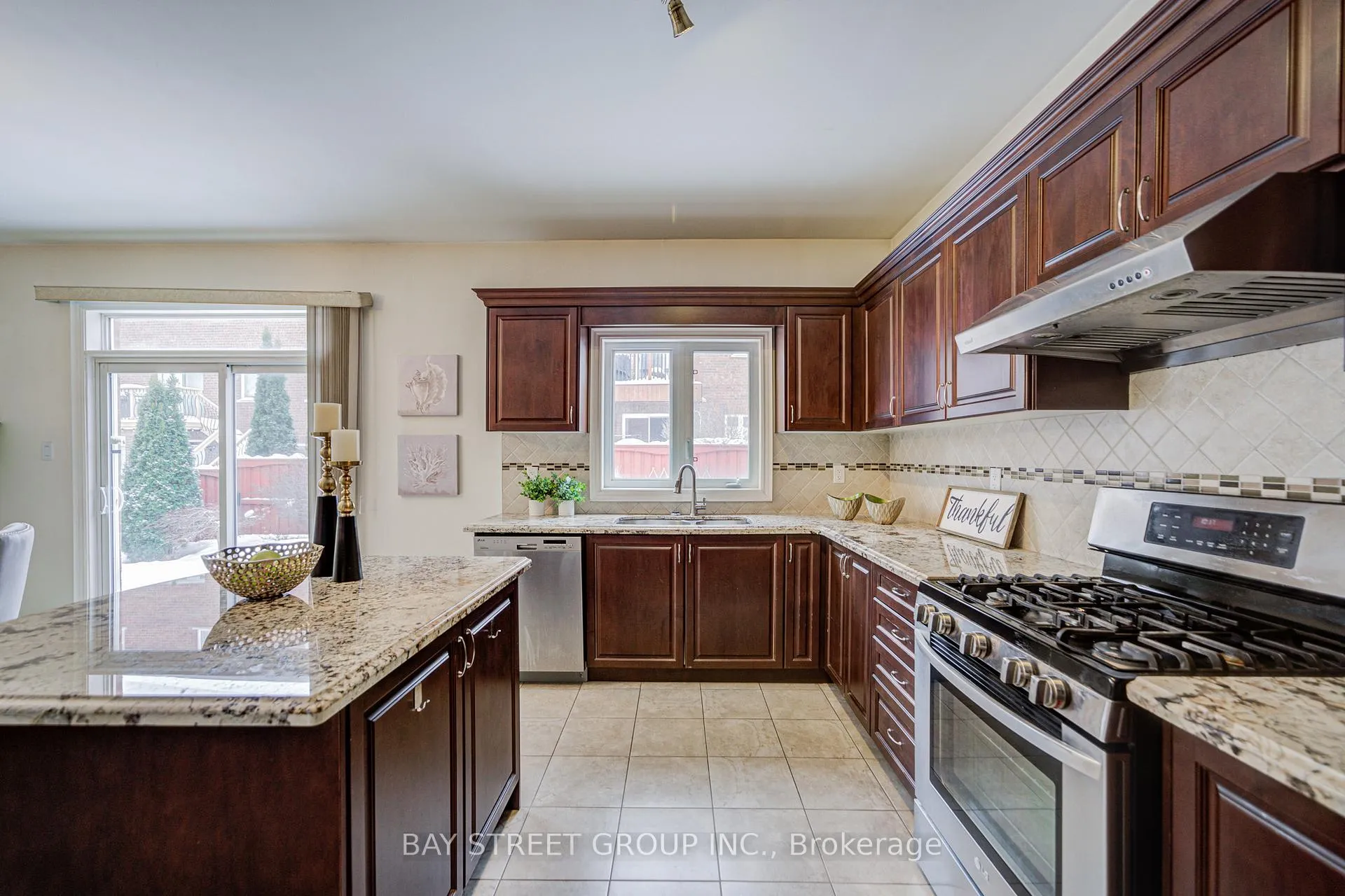 Photo 16 of 72 Kentland Street, Markham, Wismer — HOMEH