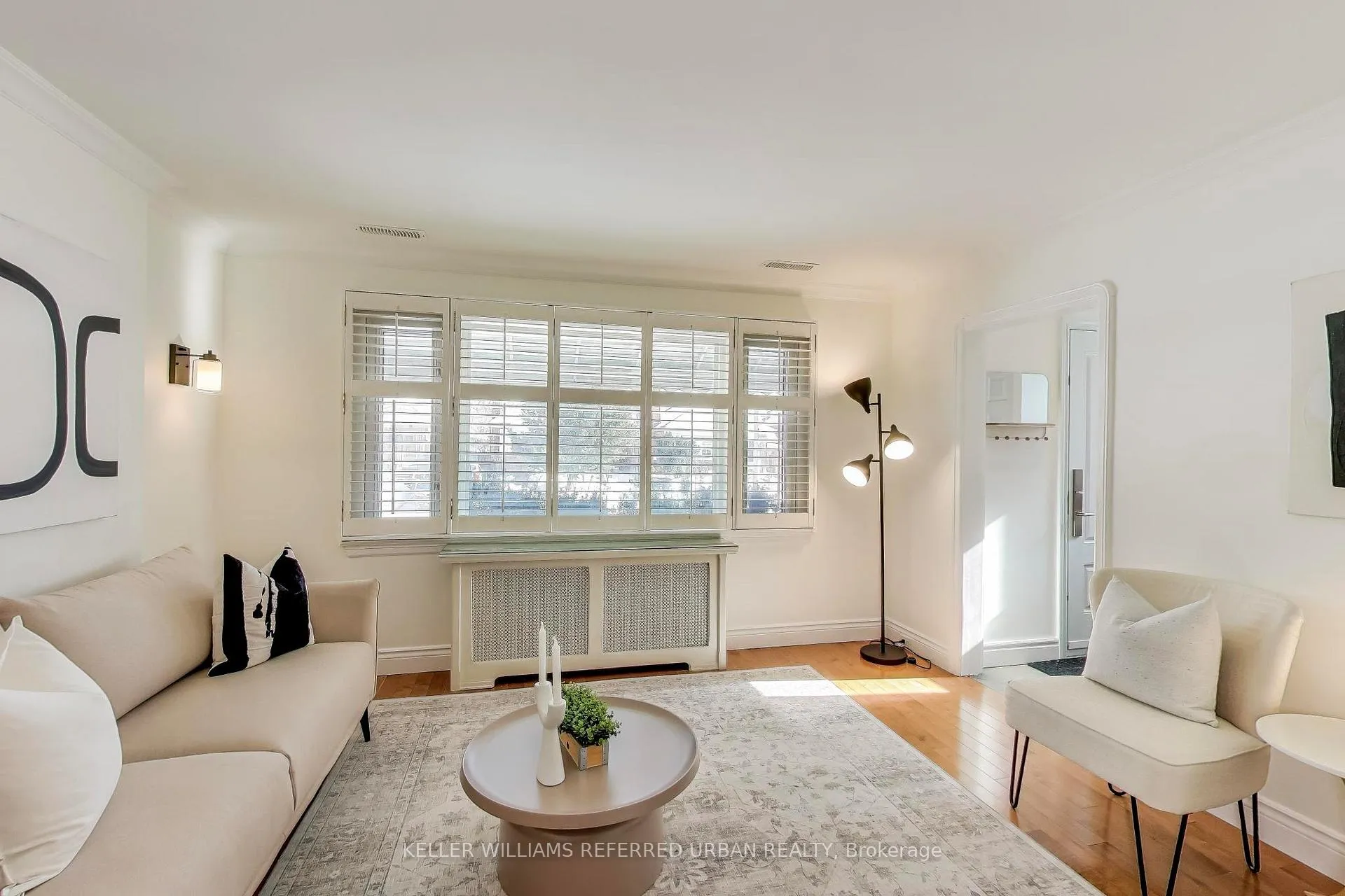Photo 6 of 4 Barfield Avenue, Toronto, Danforth Village-East York — HOMEH