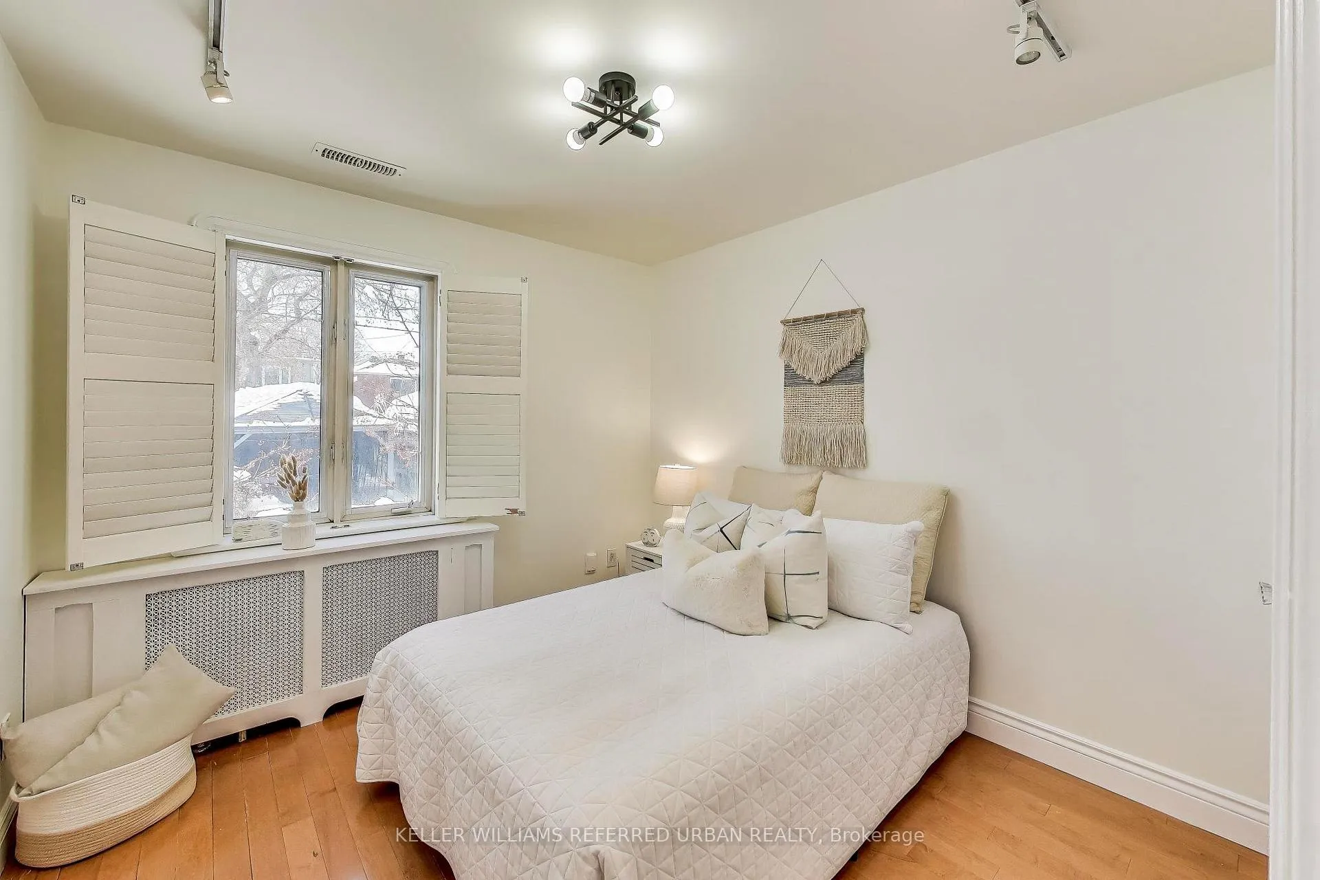 Photo 16 of 4 Barfield Avenue, Toronto, Danforth Village-East York — HOMEH