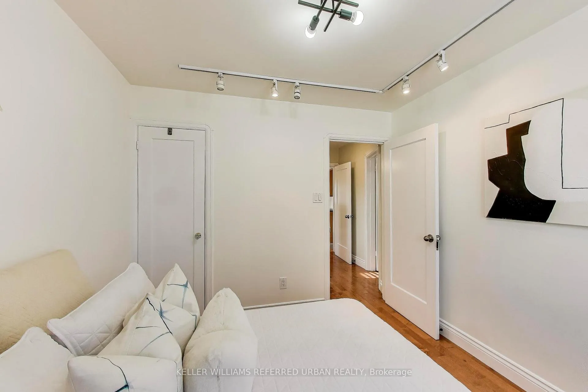 Photo 18 of 4 Barfield Avenue, Toronto, Danforth Village-East York — HOMEH