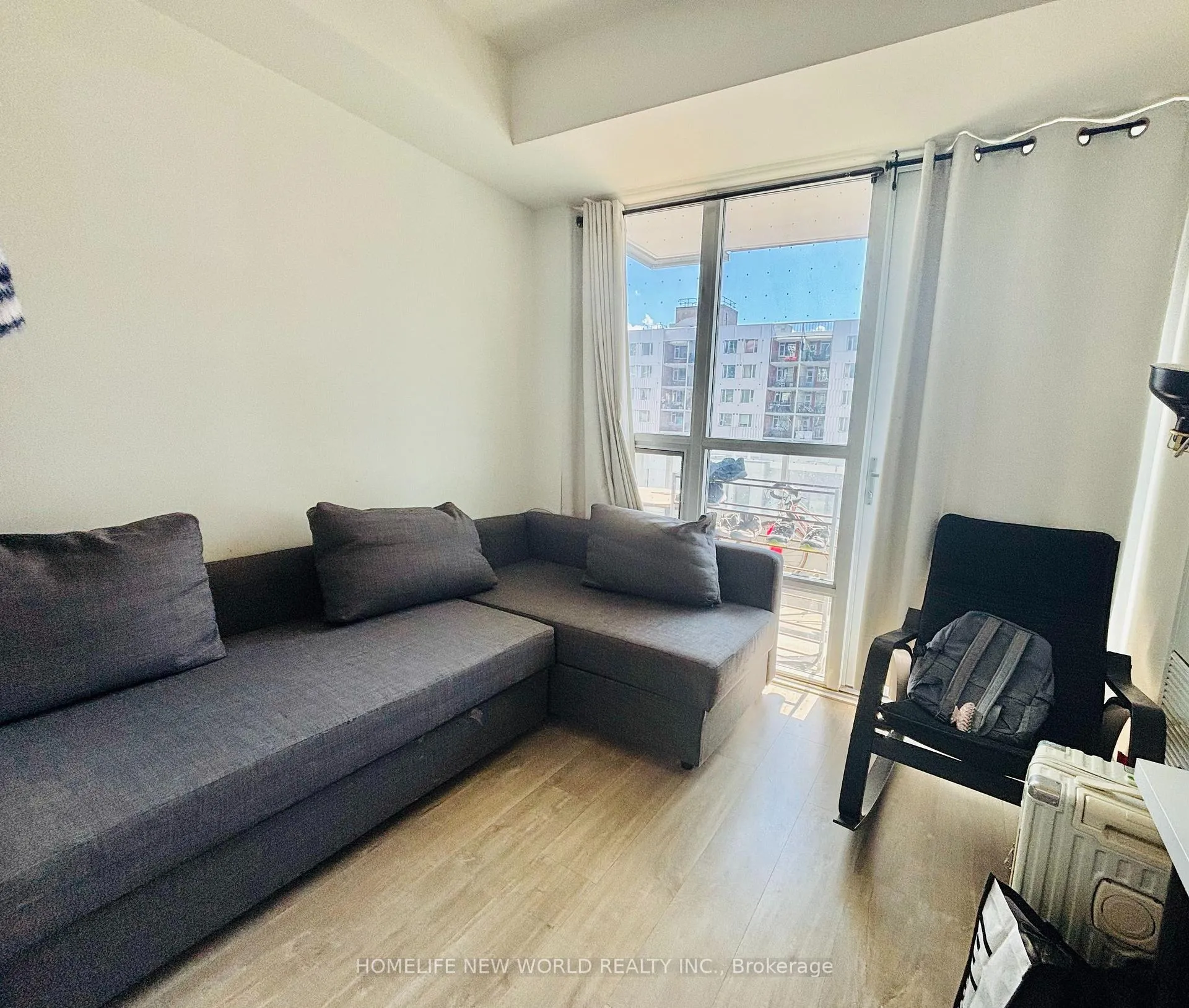 Photo 3 of Unit 423, 38 Cameron Street, Toronto, Kensington-Chinatown — HOMEH