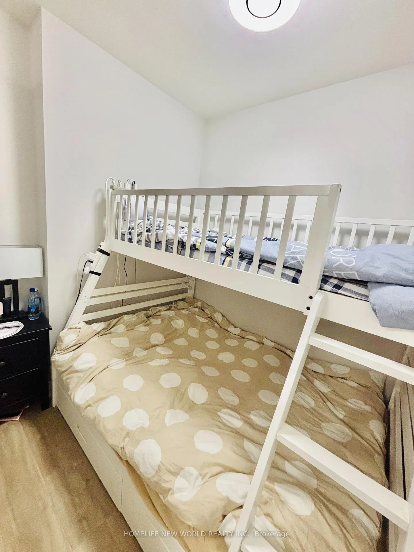 Photo 4 of Unit 423, 38 Cameron Street, Toronto, Kensington-Chinatown — HOMEH