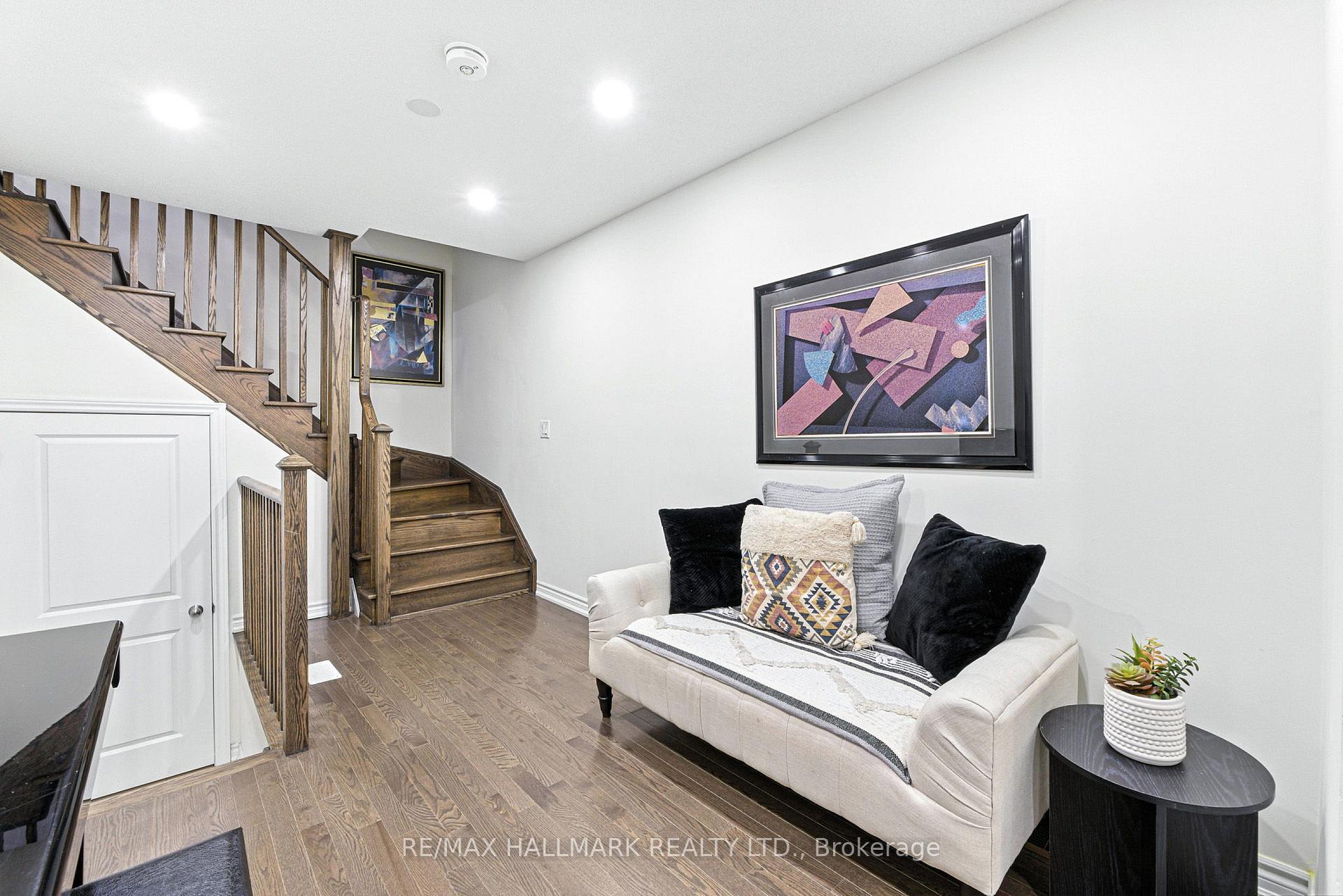 Photo 36 of 36 Elsinore Street, Vaughan, Kleinburg — HOMEH