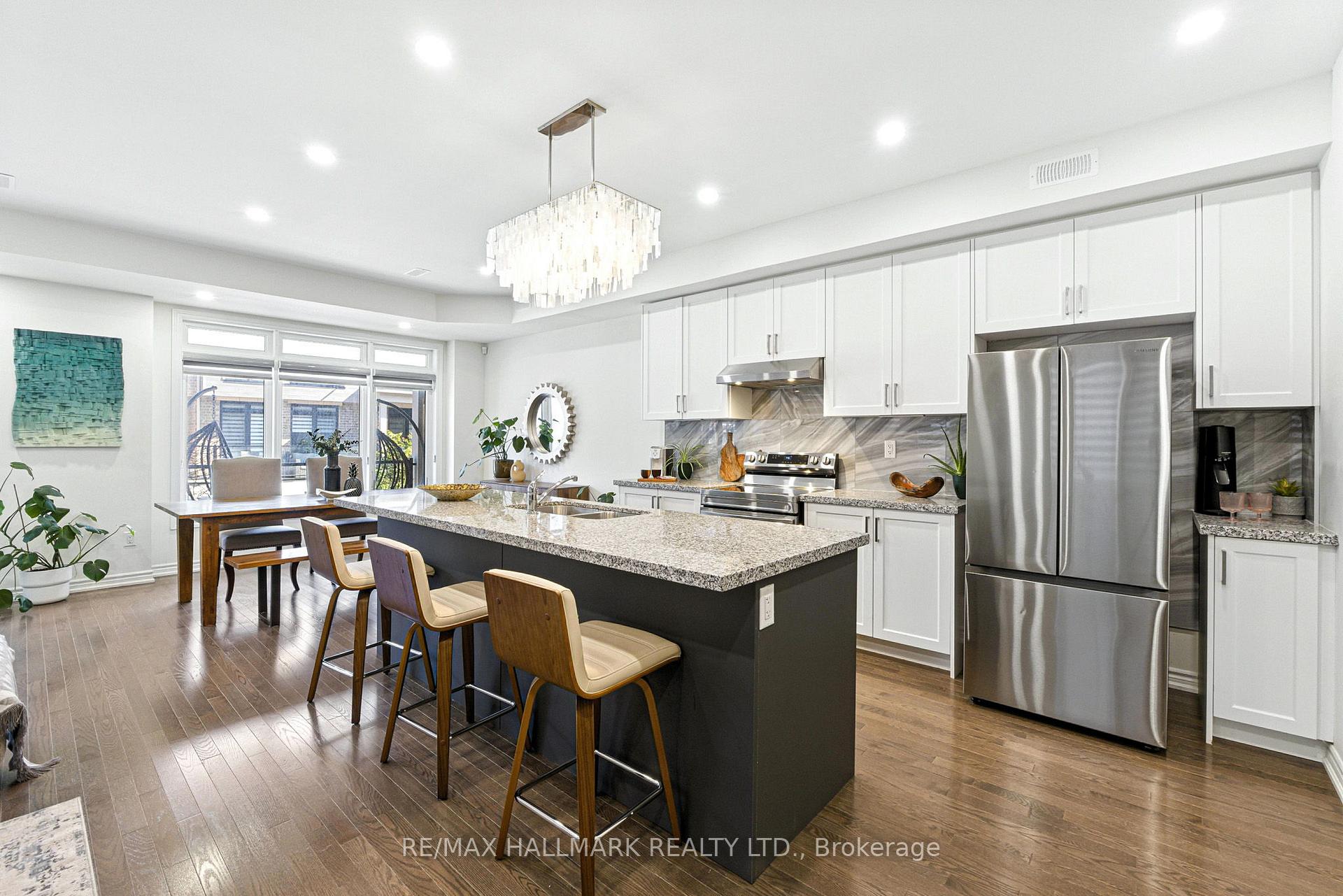 Photo 35 of 36 Elsinore Street, Vaughan, Kleinburg — HOMEH