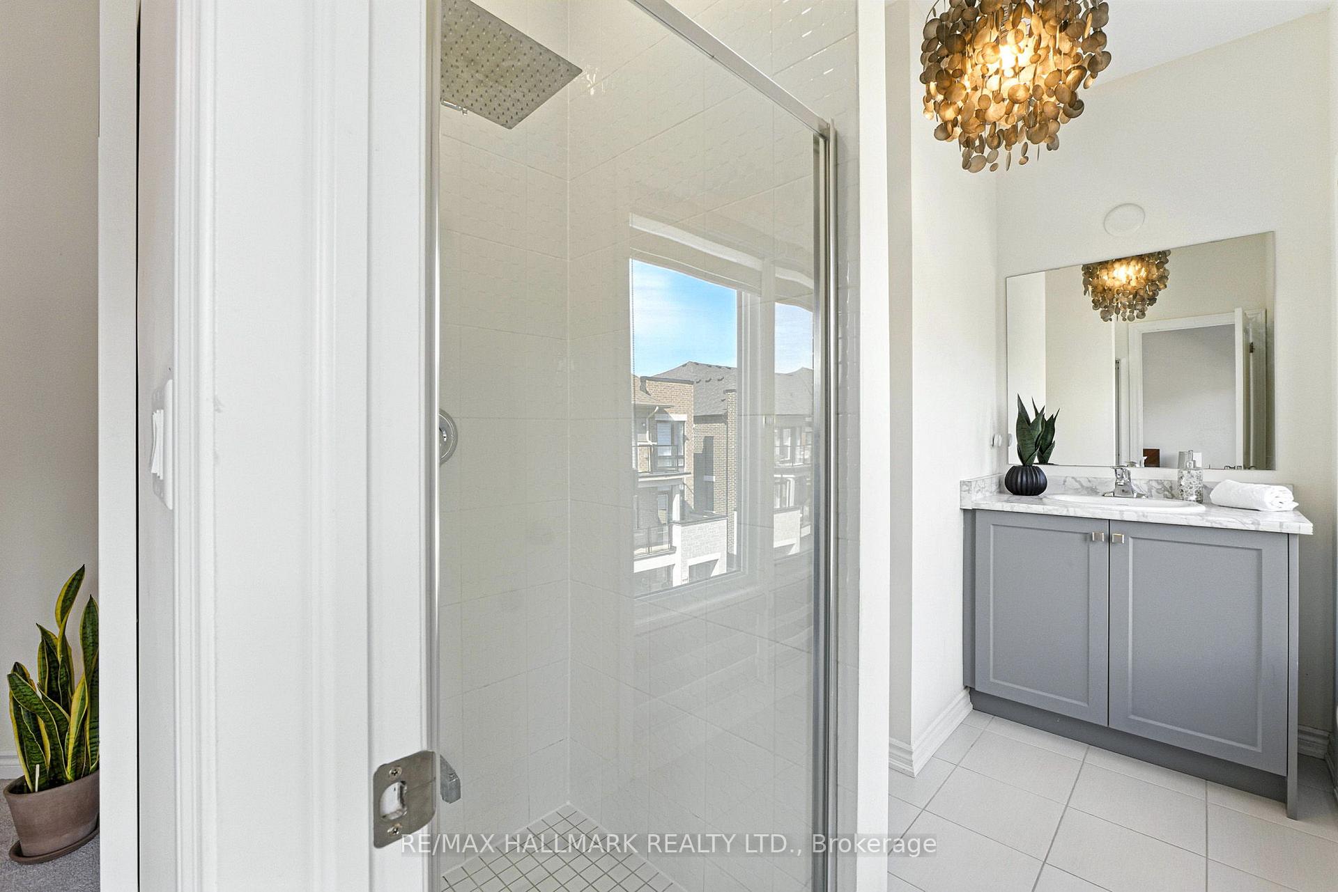 Photo 41 of 36 Elsinore Street, Vaughan, Kleinburg — HOMEH