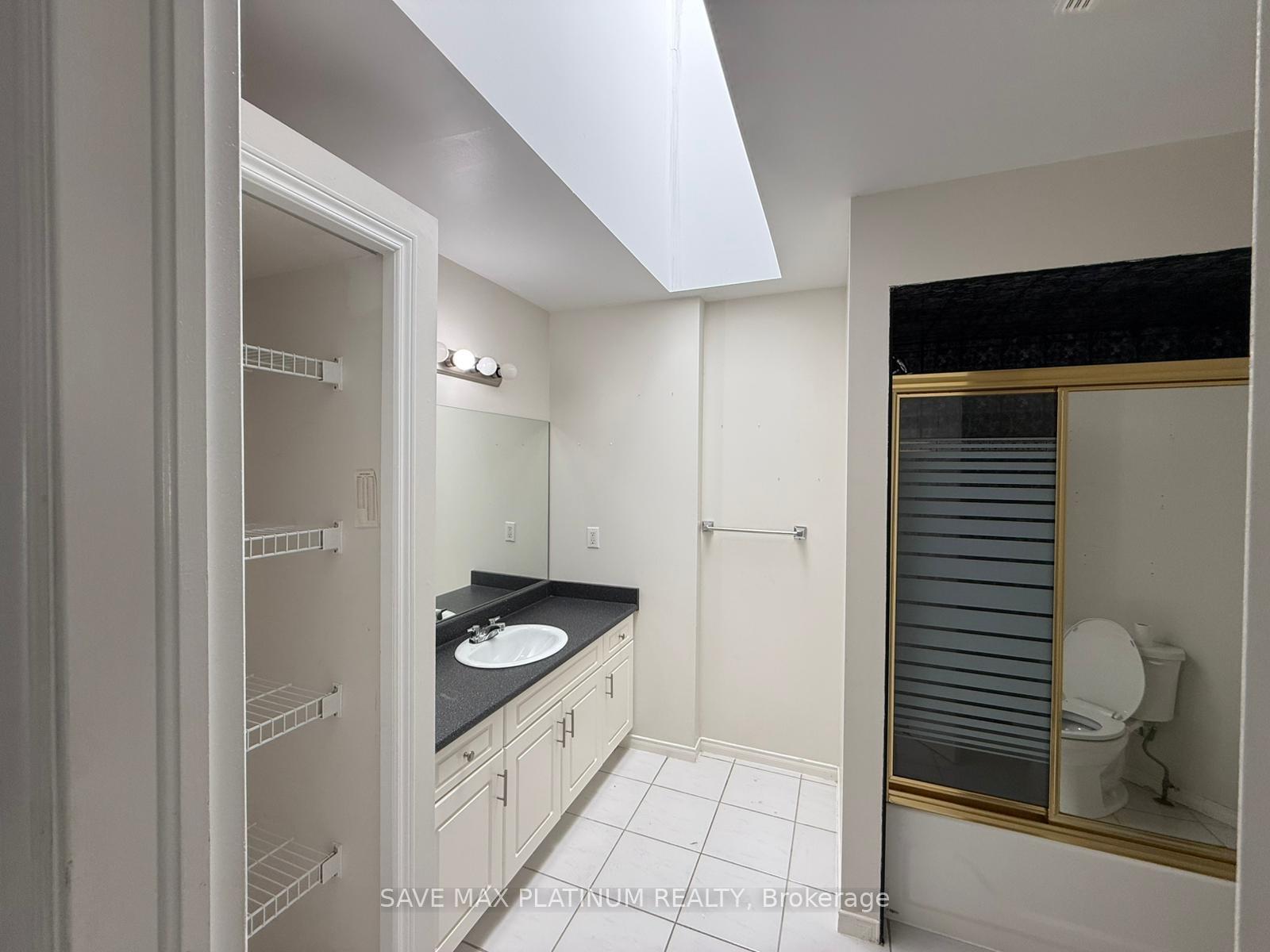 Photo 3 of 4276 Providence Crescent, Windsor — HOMEH