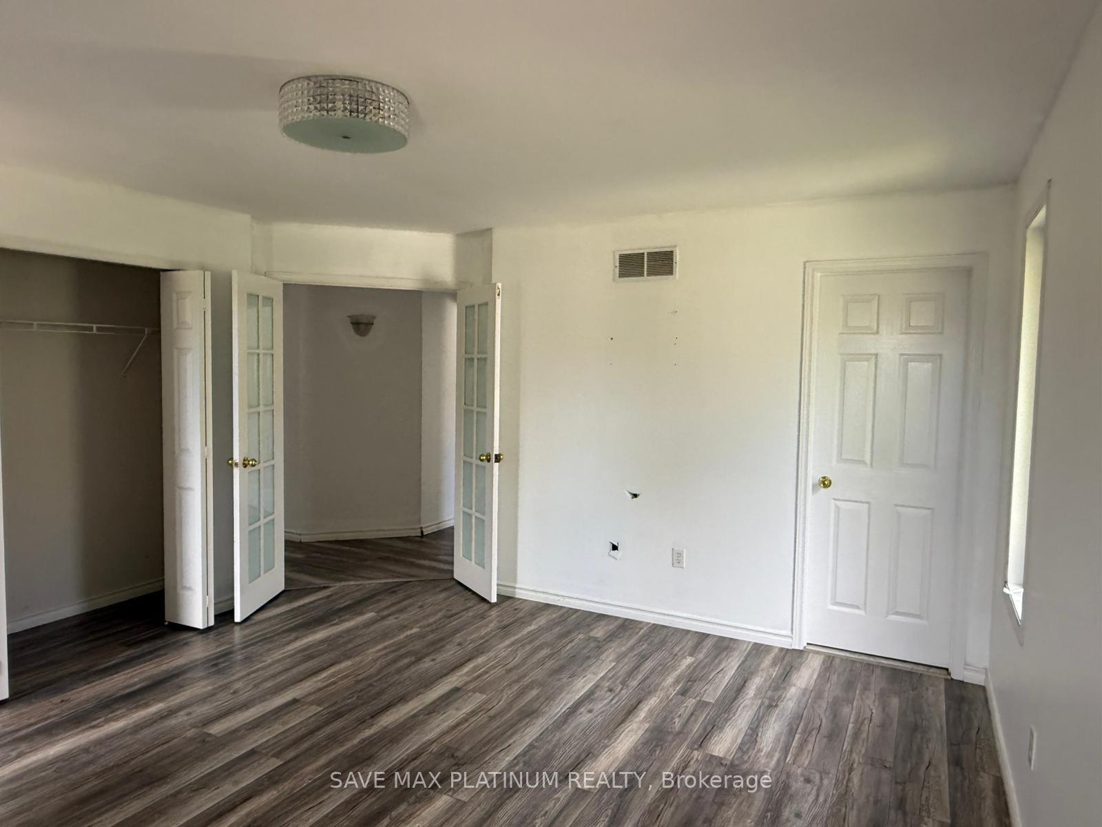 Photo 11 of 4276 Providence Crescent, Windsor — HOMEH