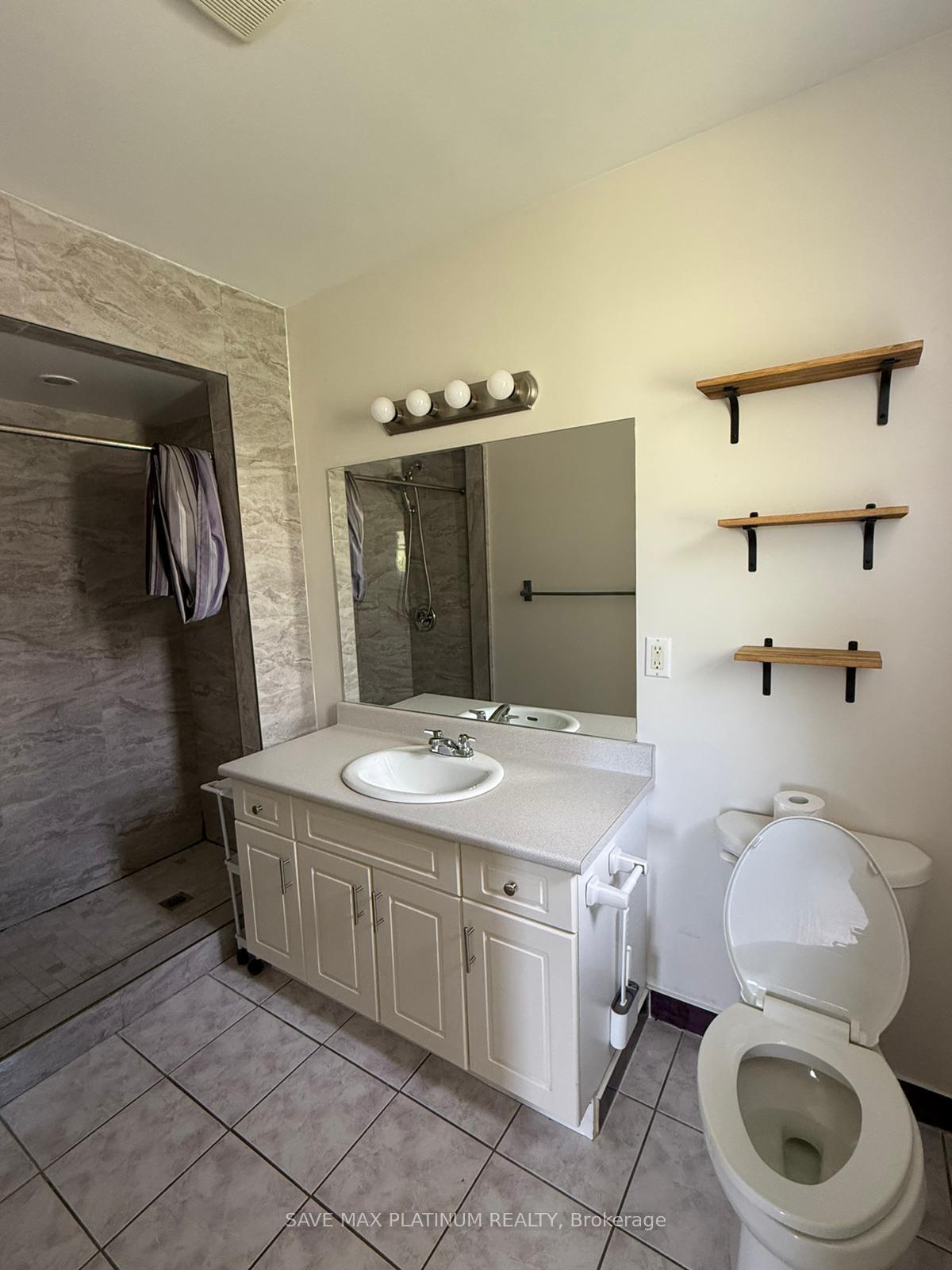 Photo 9 of 4276 Providence Crescent, Windsor — HOMEH