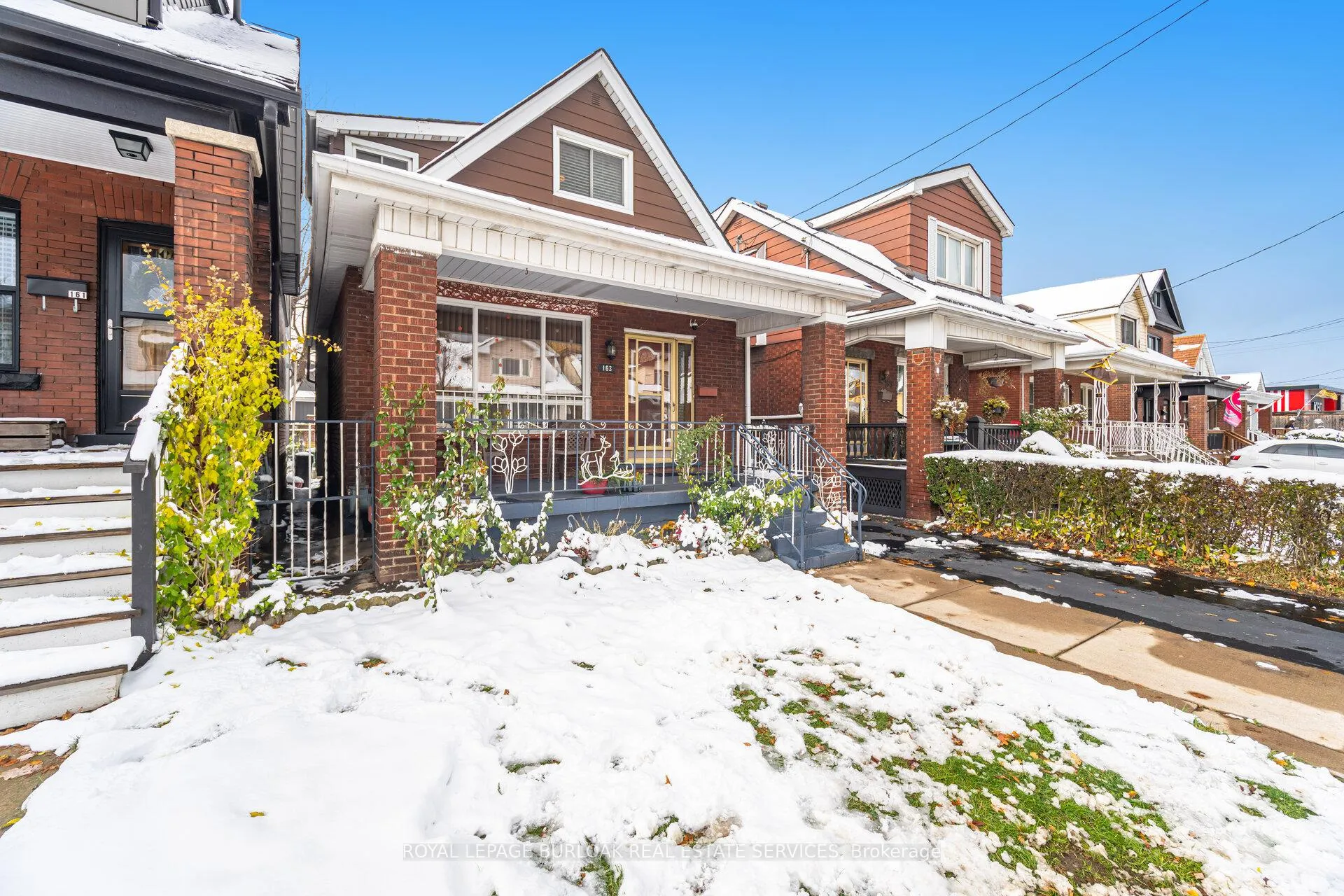 Photo 4 of 163 Connaught Avenue N, Hamilton, Stipley — HOMEH