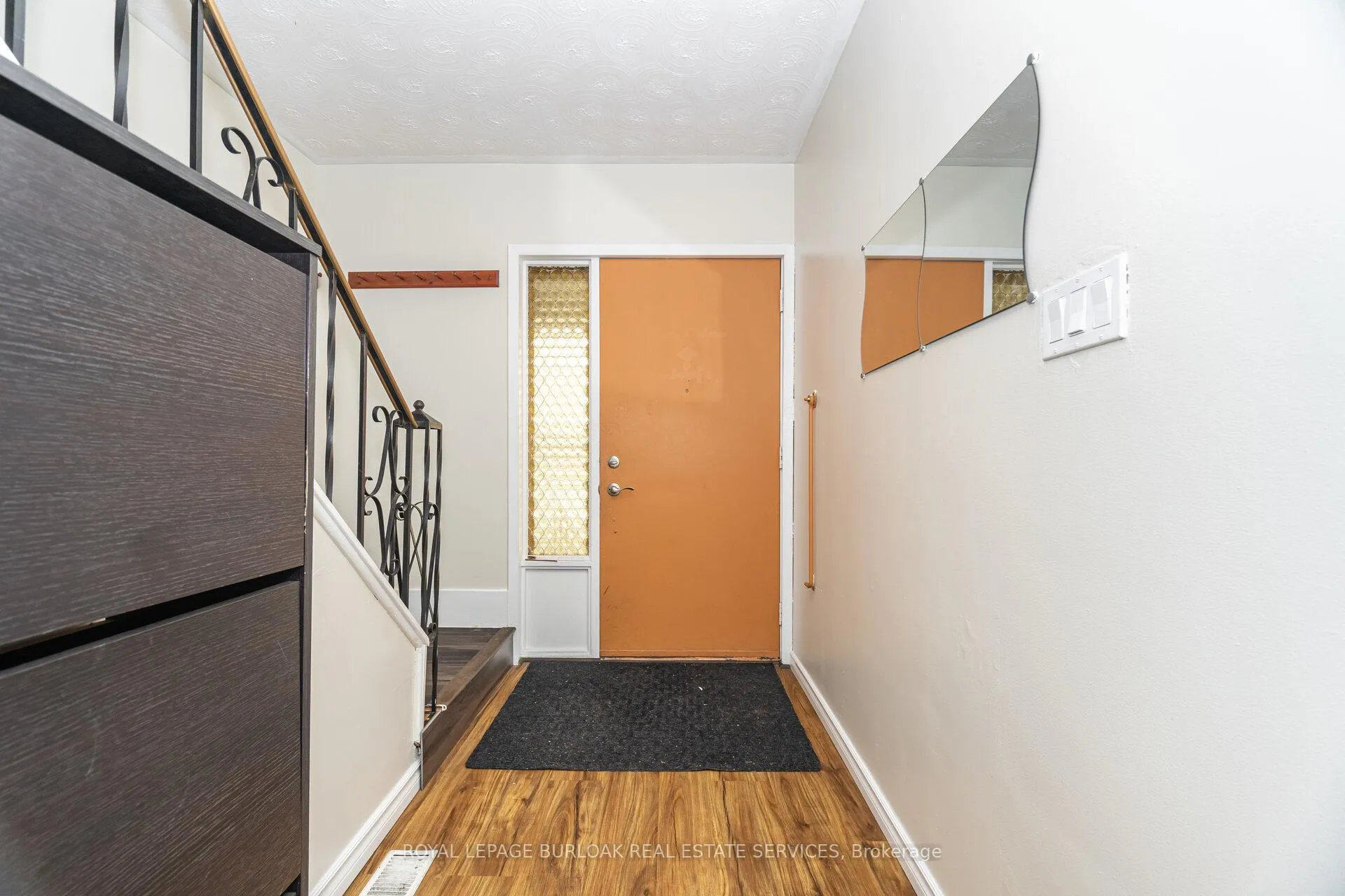 Photo 7 of 163 Connaught Avenue N, Hamilton, Stipley — HOMEH